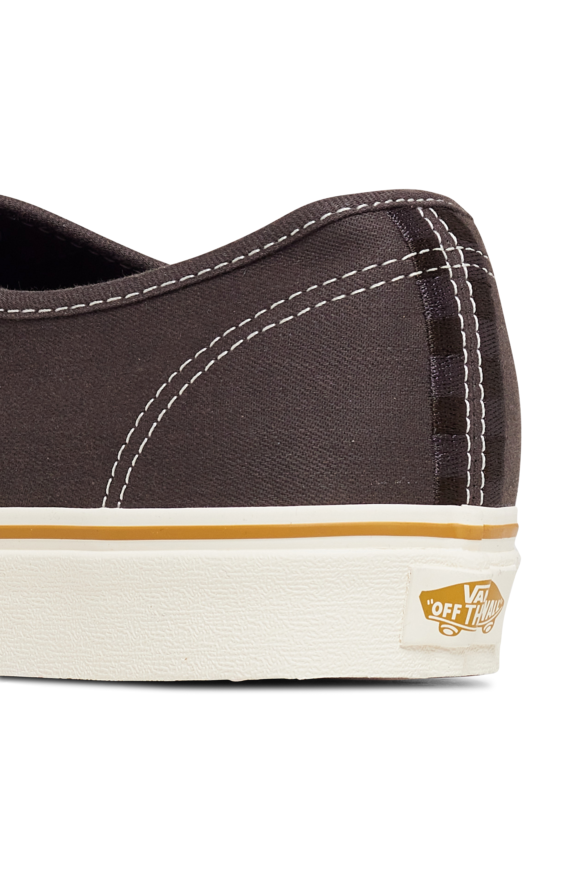 Low-top sneakers Brown