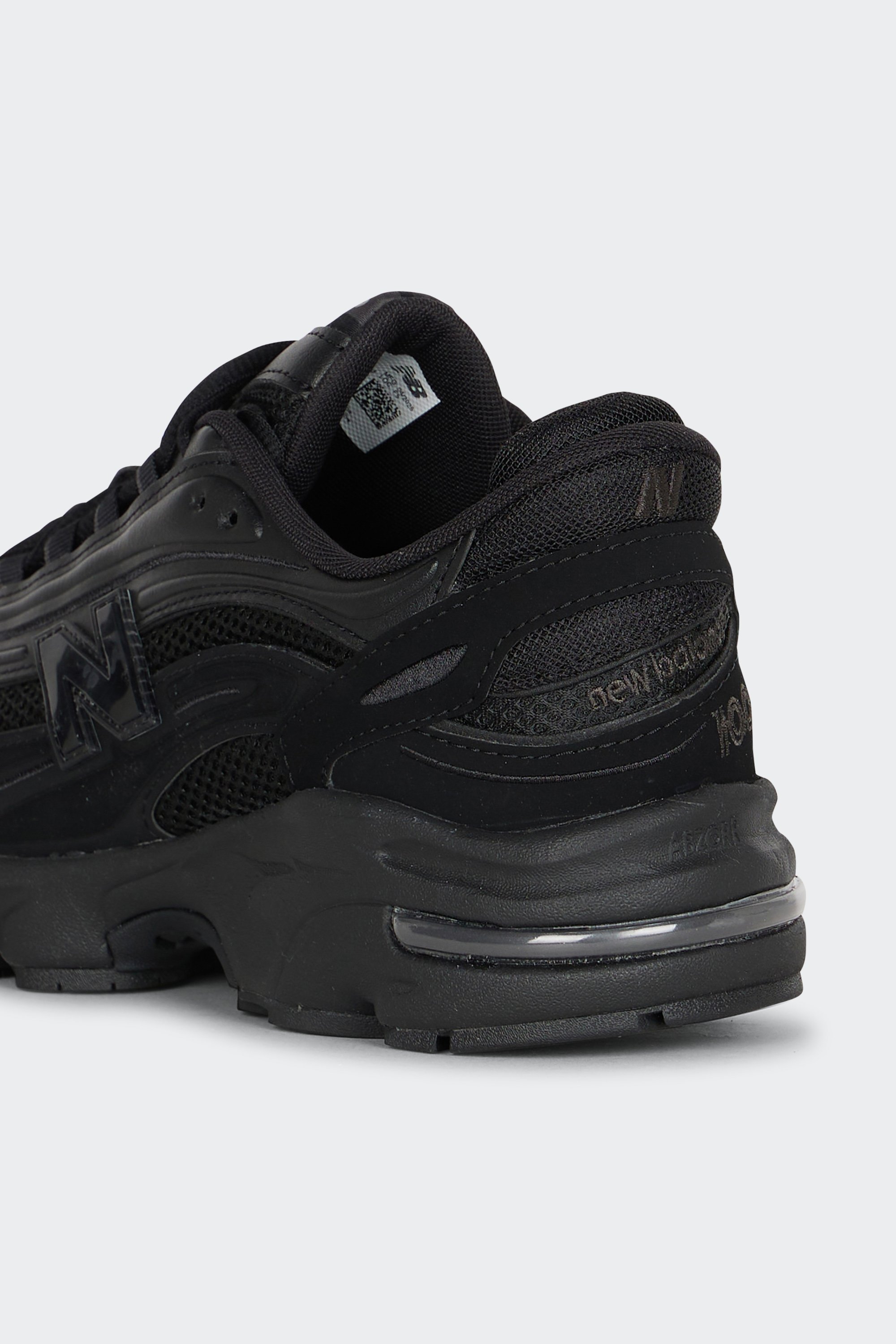 Baskets | Noir by NEW BALANCE Baskets Noir
