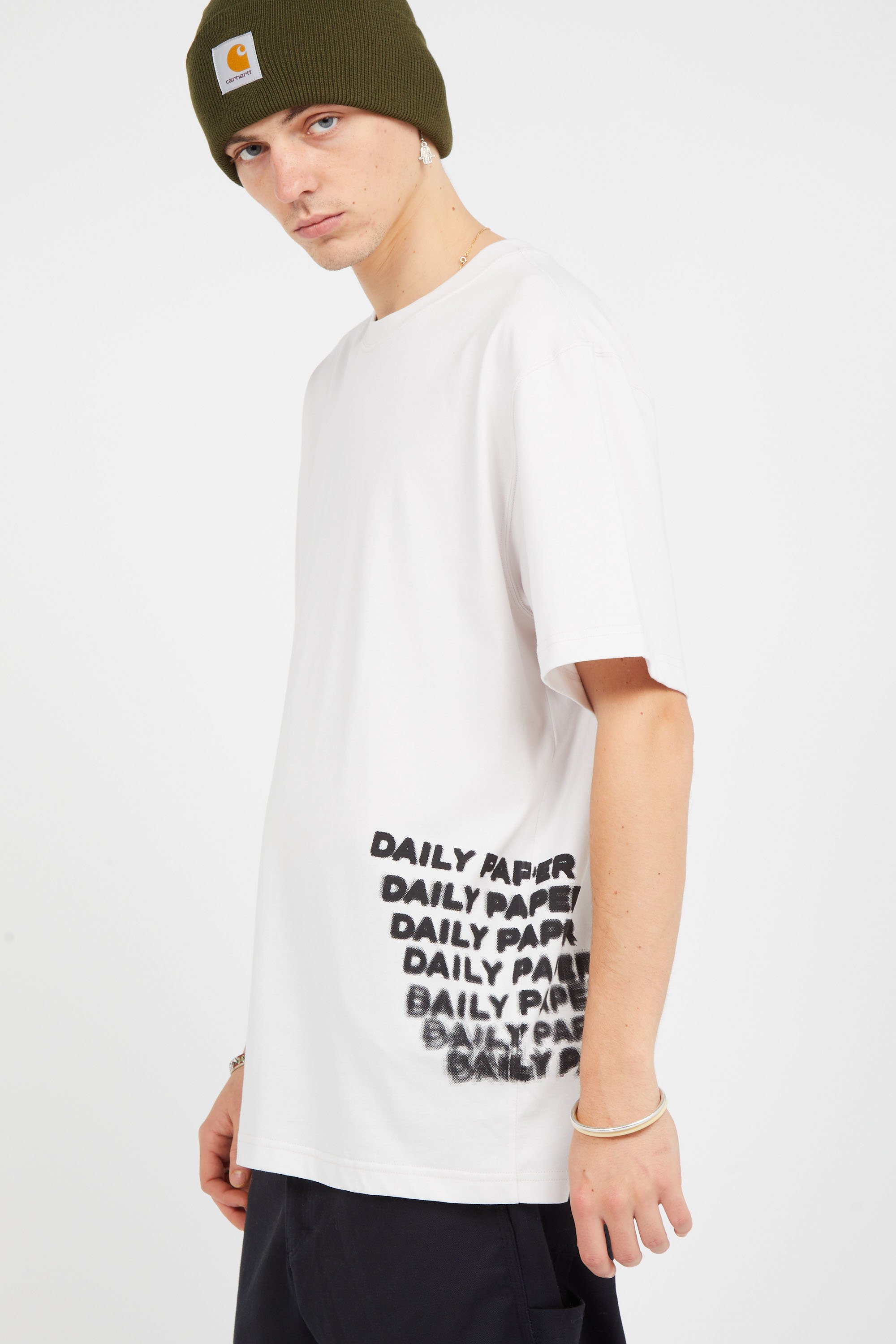 T-shirt White