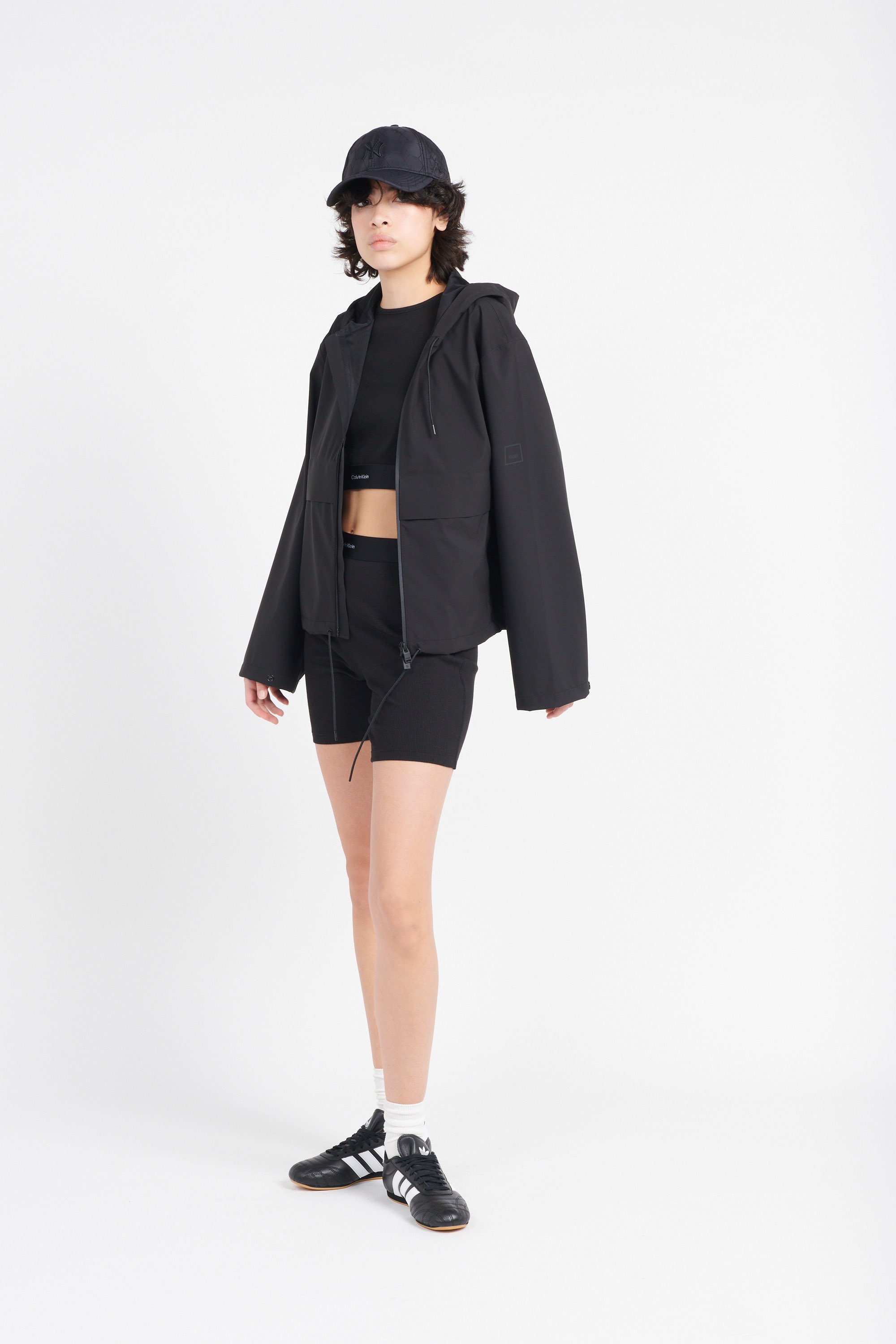 Windbreaker | Black by RAINS Windbreaker Black