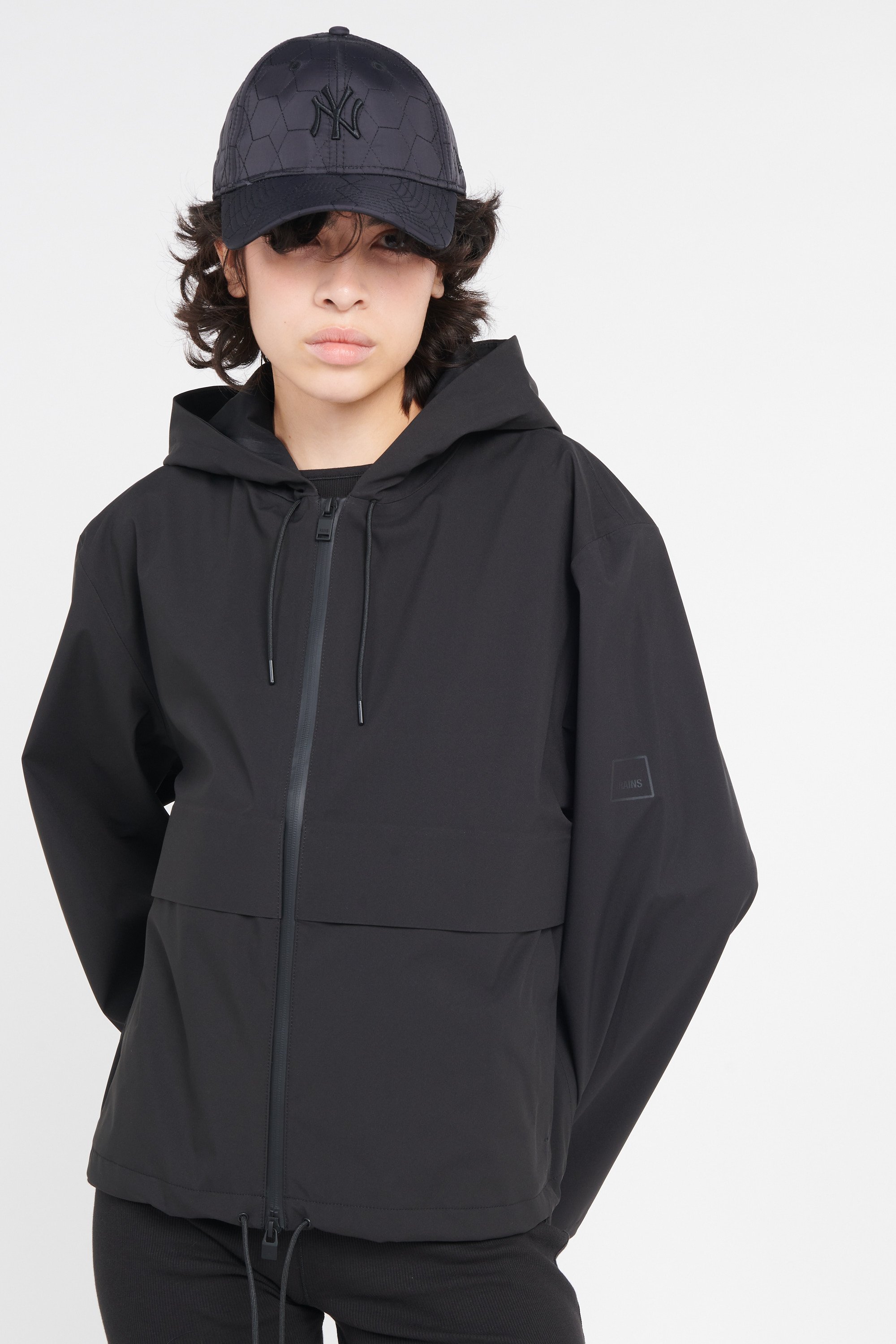 Windbreaker | Black by RAINS Windbreaker Black