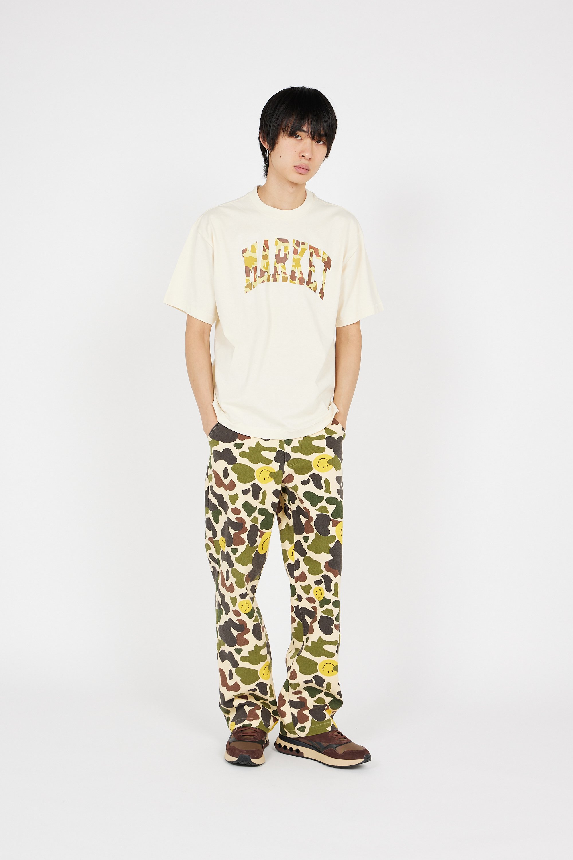 T-shirt | Beige by MARKET T-shirt Beige