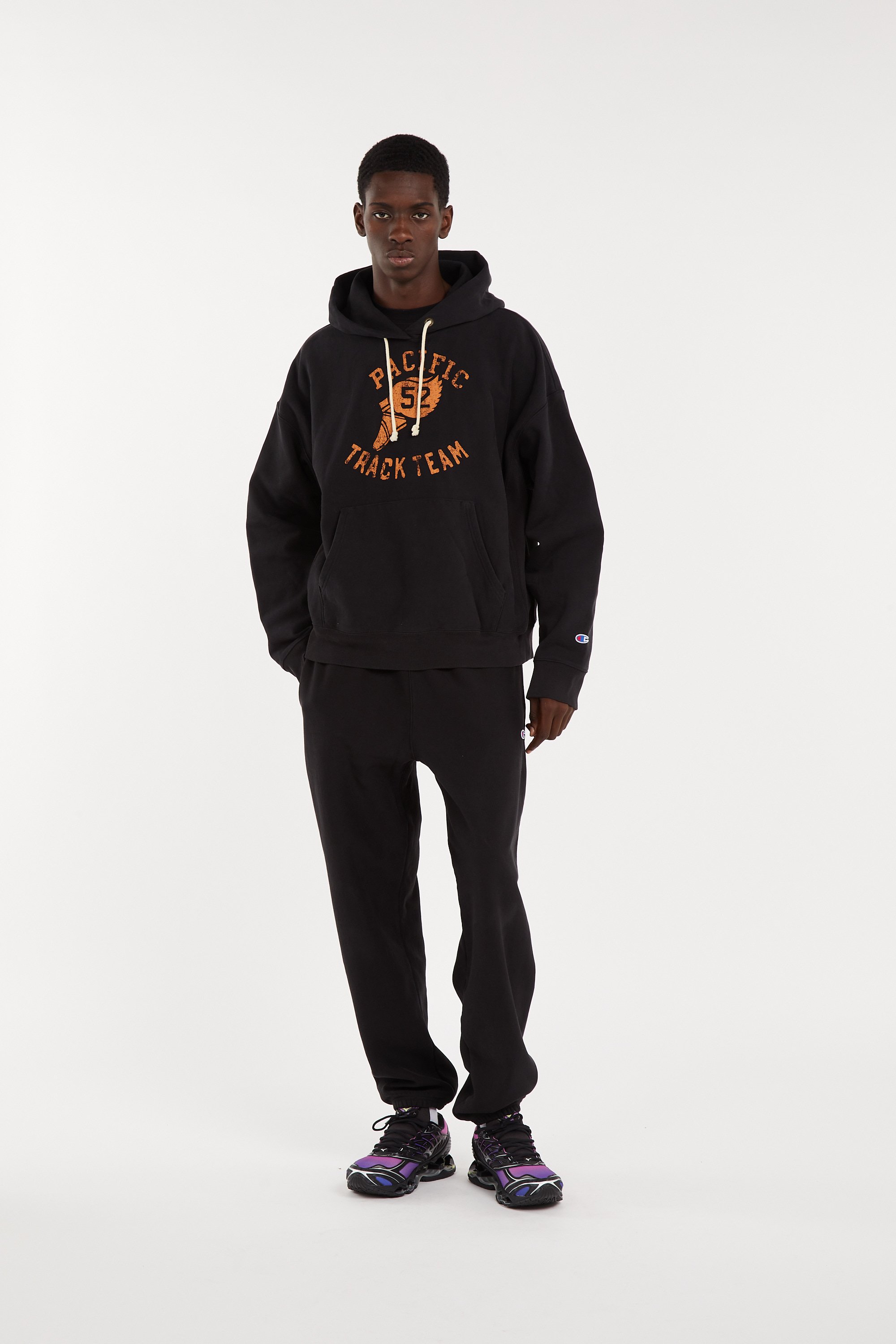 Tommy badge sweatshirt CHAMPION Black