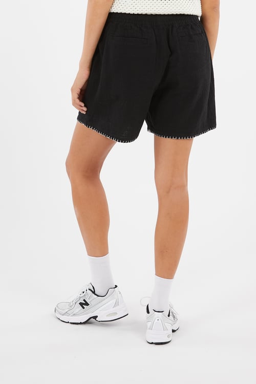 OBEY Short Noir