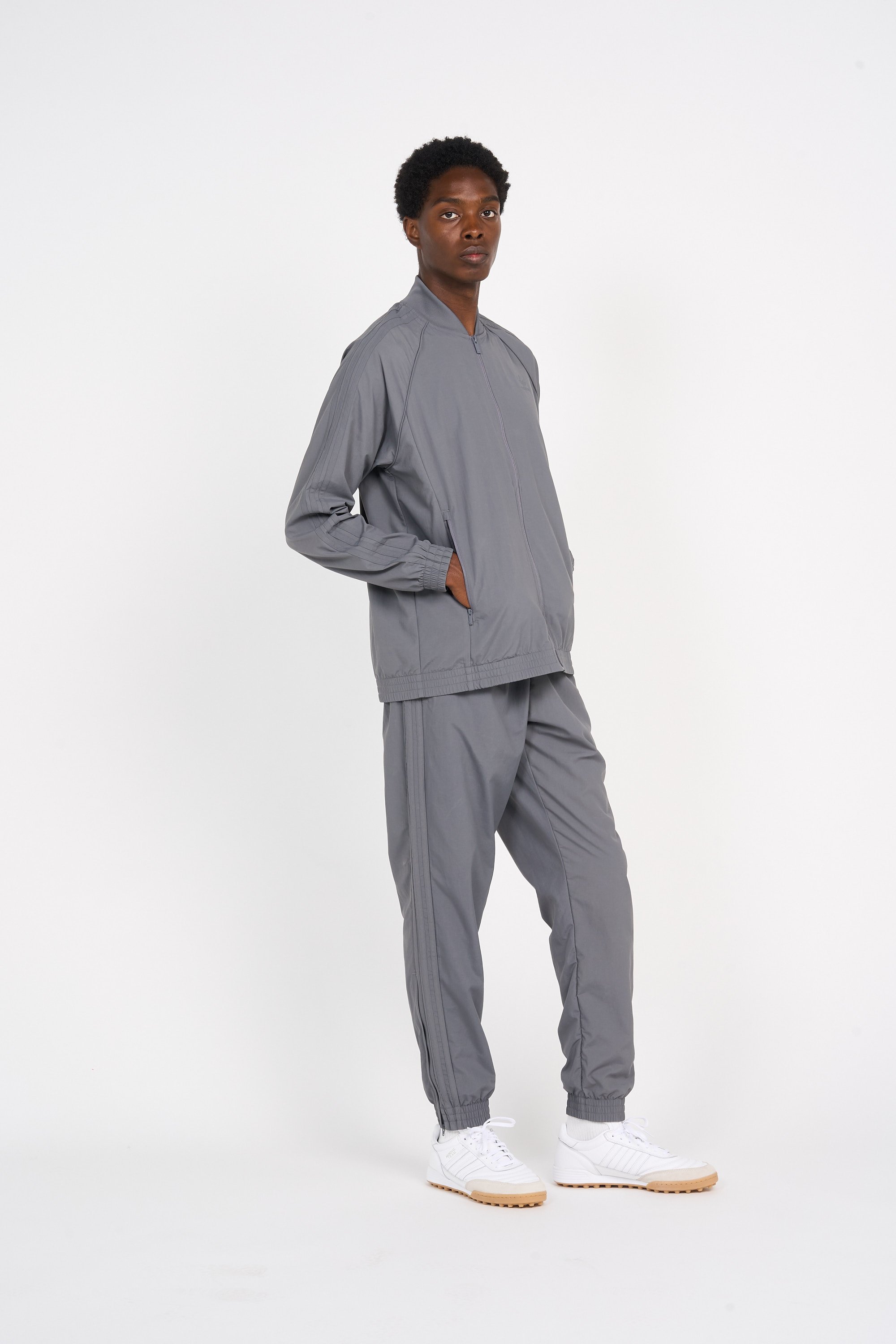 Jogging Woven Sst Tp Gris Adidas Homme Citadium