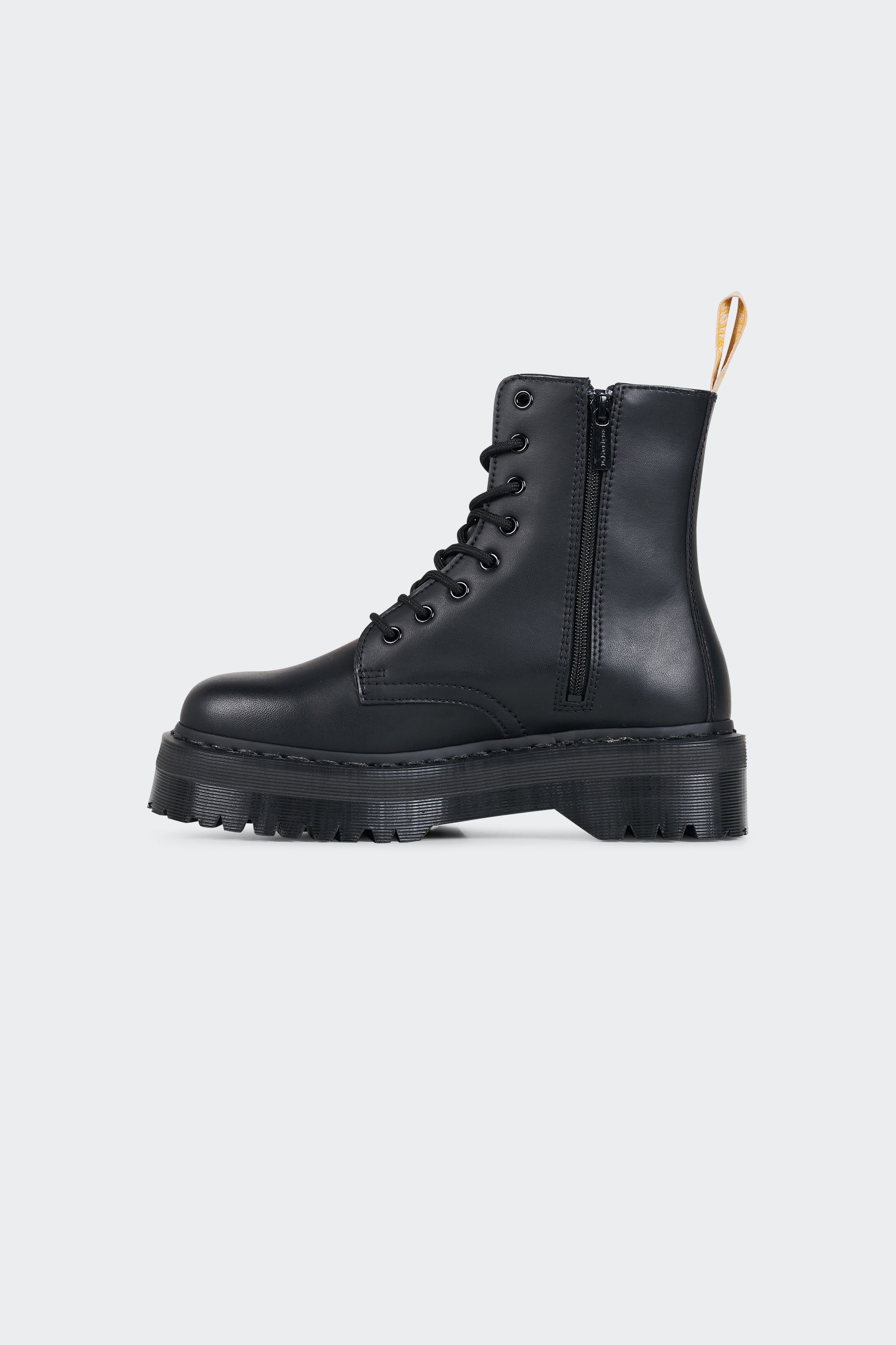 Boots | Black by DR. MARTENS Boots Black