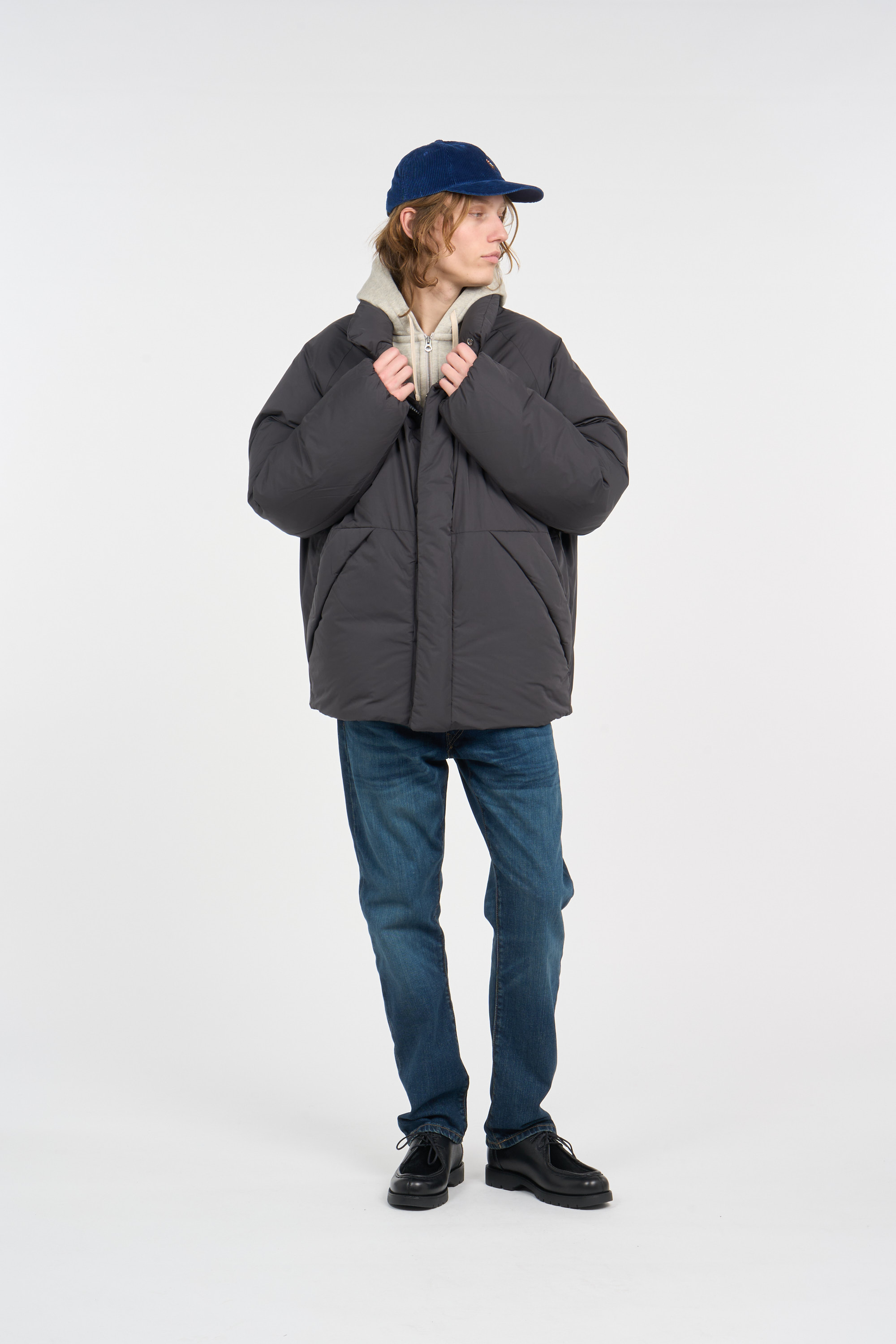 Lightweight quilted padded jacket with high neck Grey