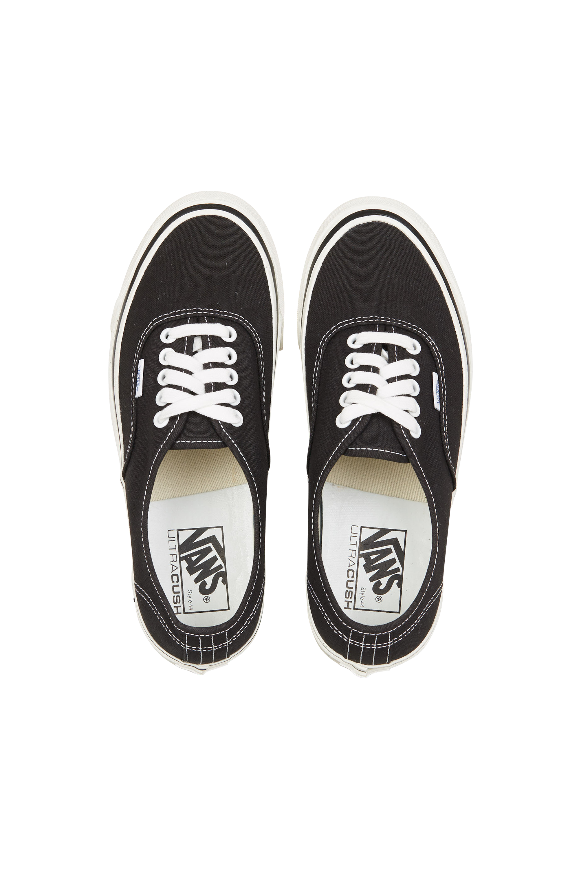 Low-top sneakers VANS Black