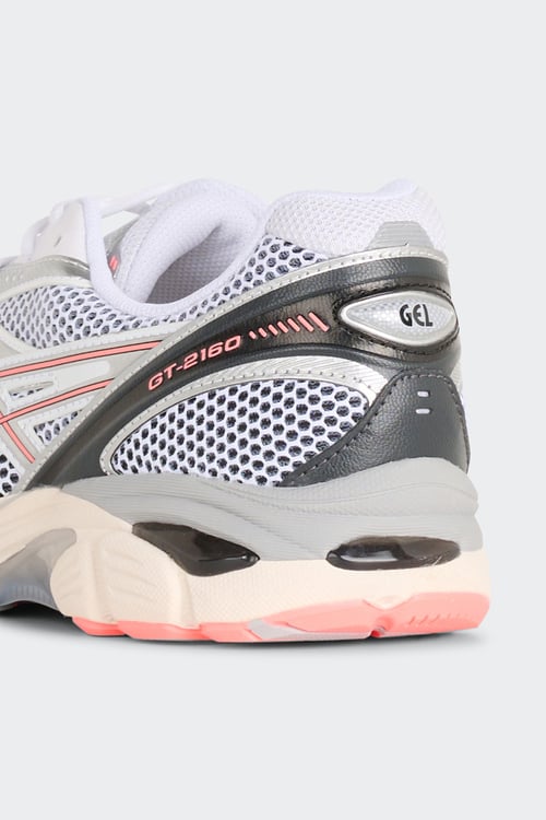 ASICS Baskets  Blanc