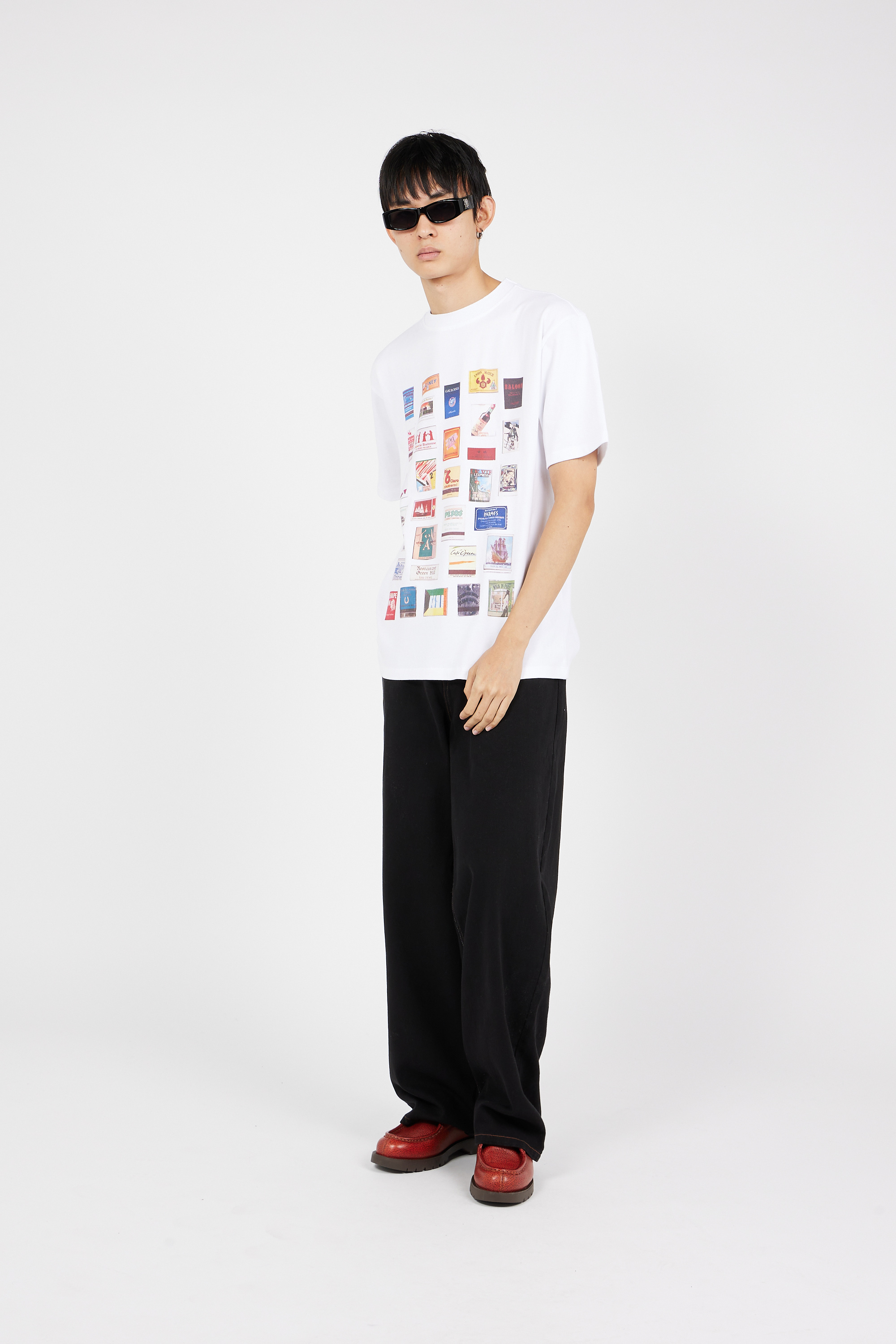 T-shirt White