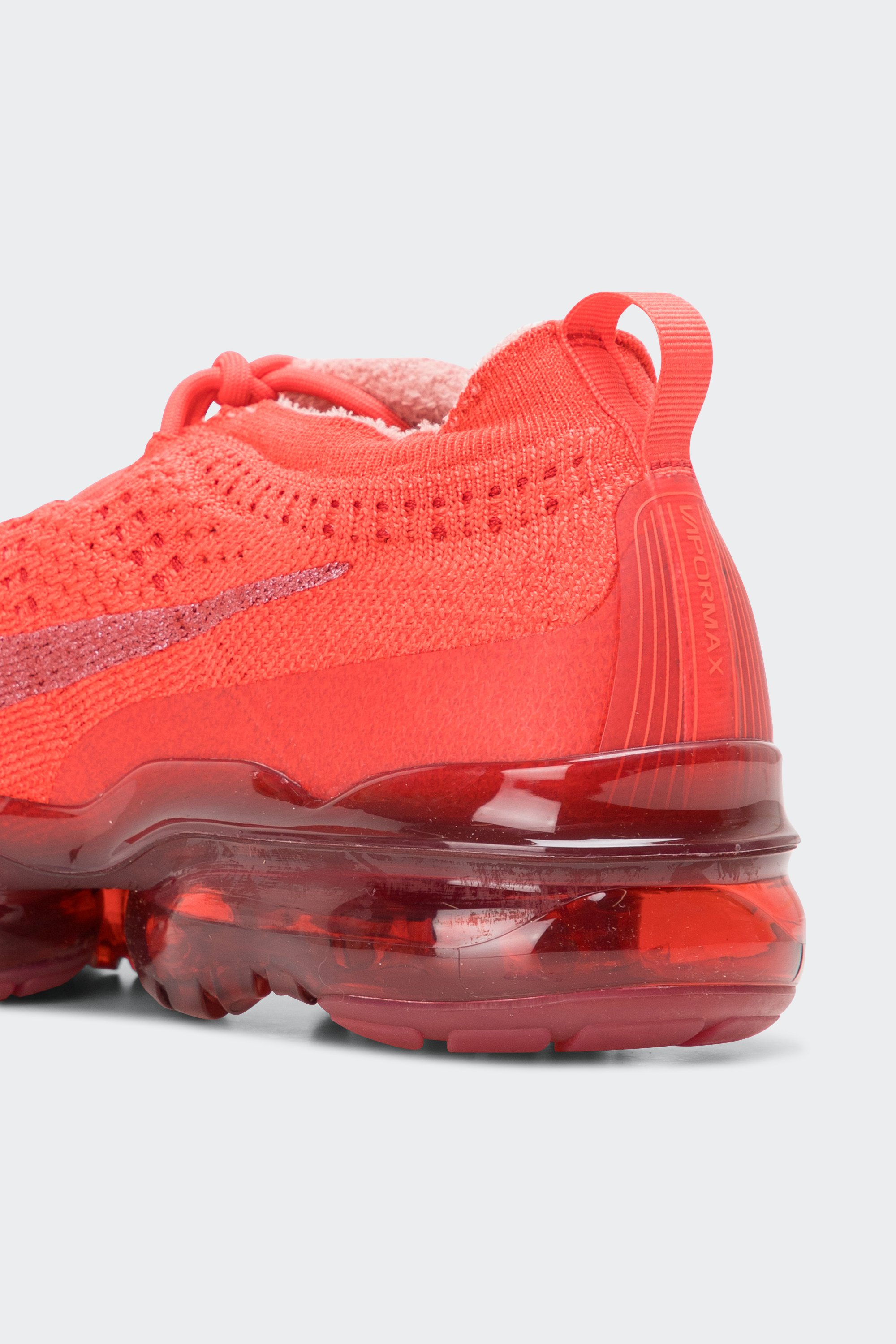 Baskets   | Rouge by NIKE Baskets   Rouge