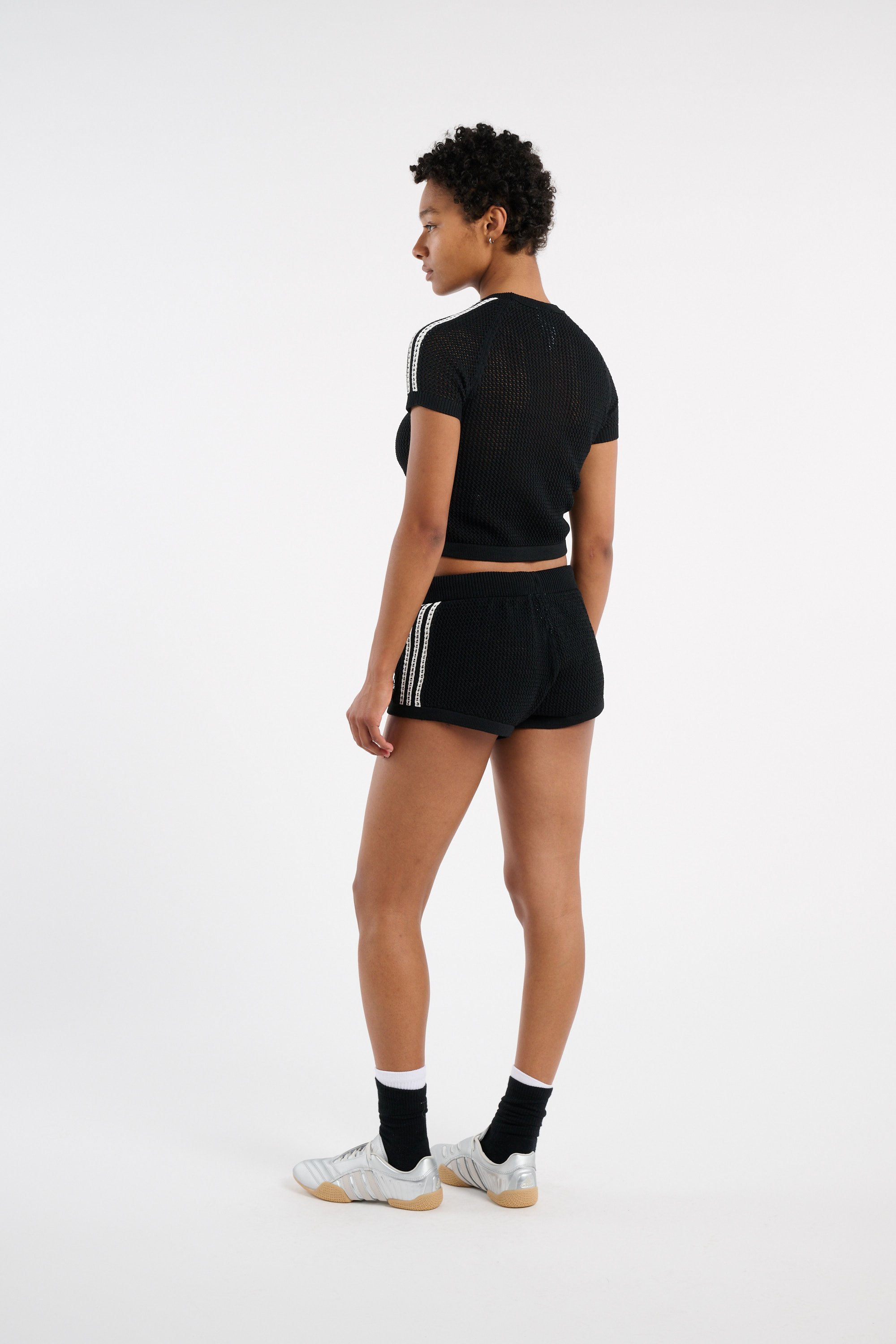 Regular-fit round-neck cotton T-shirt Black