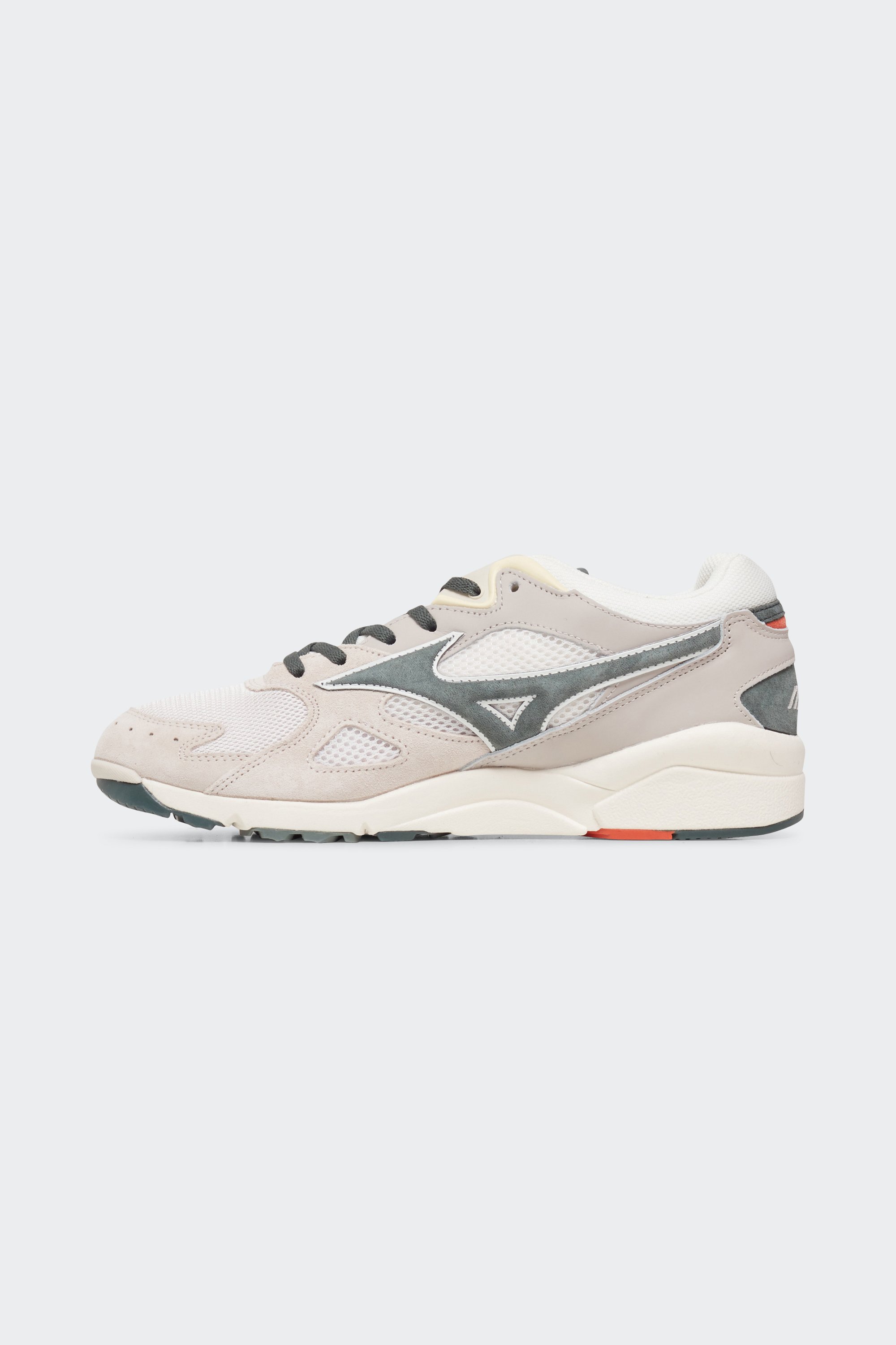 Baskets basses | Blanc by MIZUNO Baskets basses Blanc