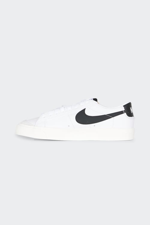 NIKE Baskets basses Blanc