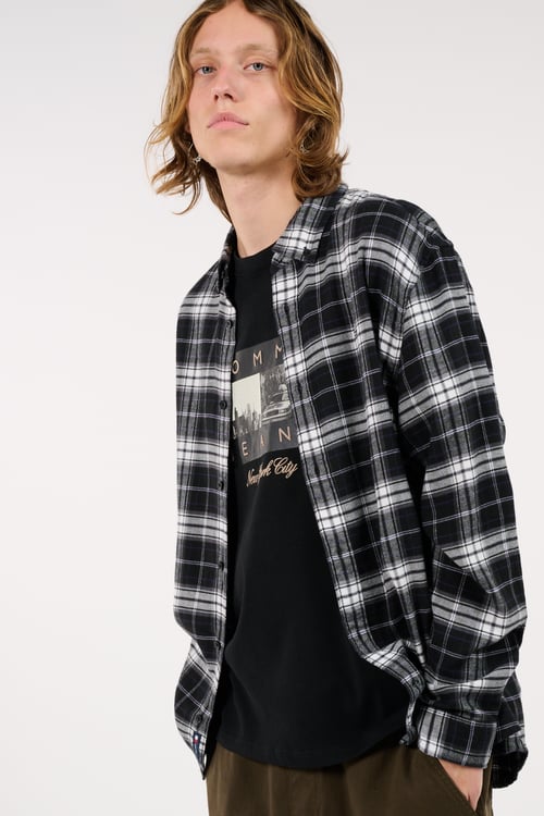 TOMMY JEANS Shirt Black