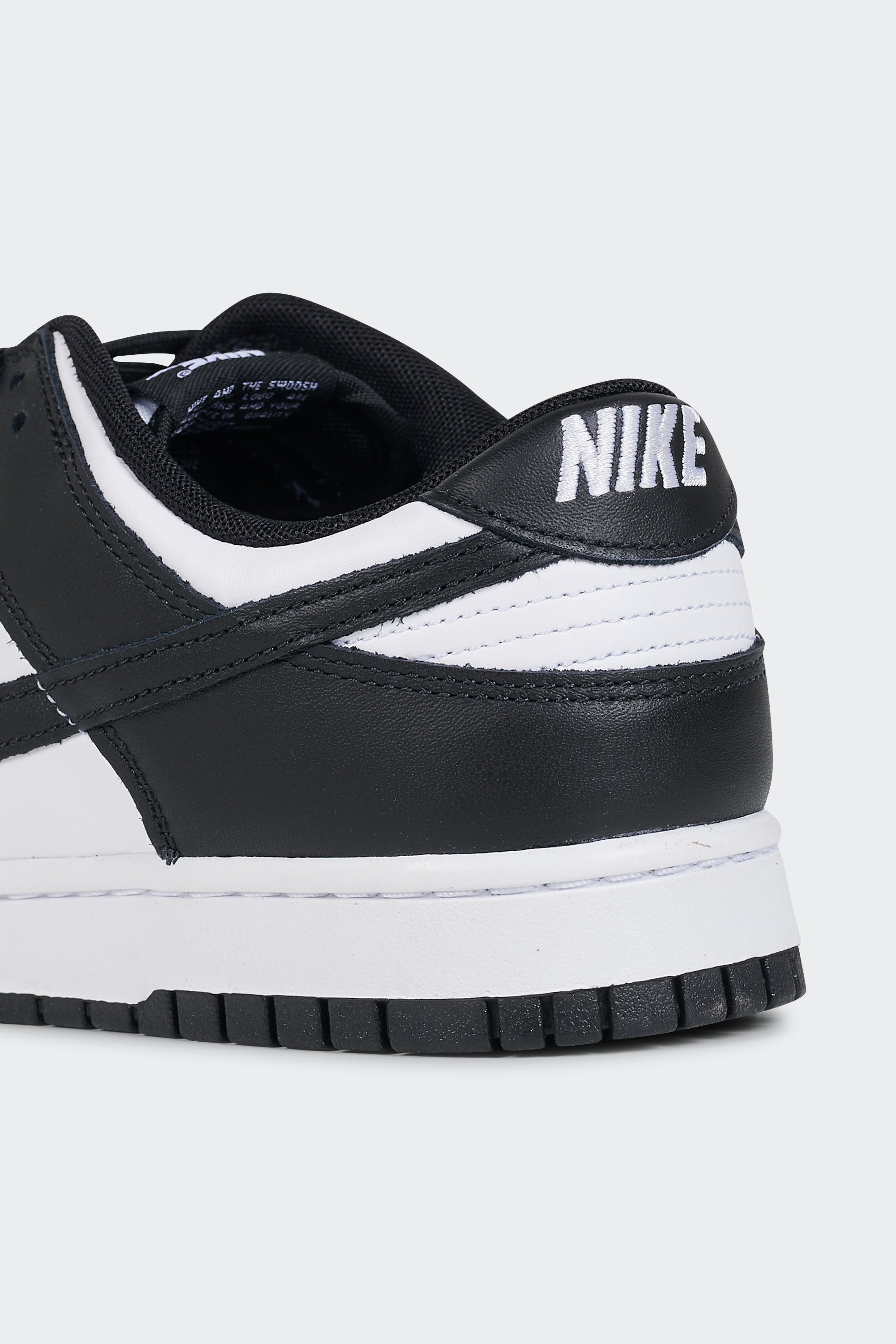 Baskets  | Blanc by NIKE Baskets  Blanc