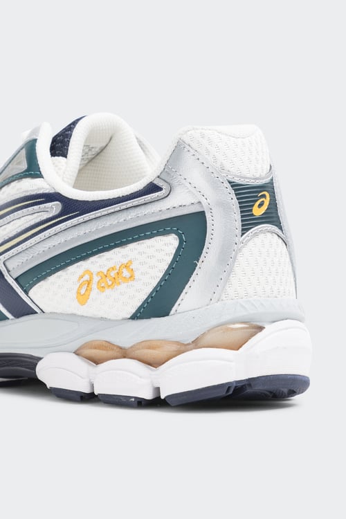 ASICS Baskets  Blanc