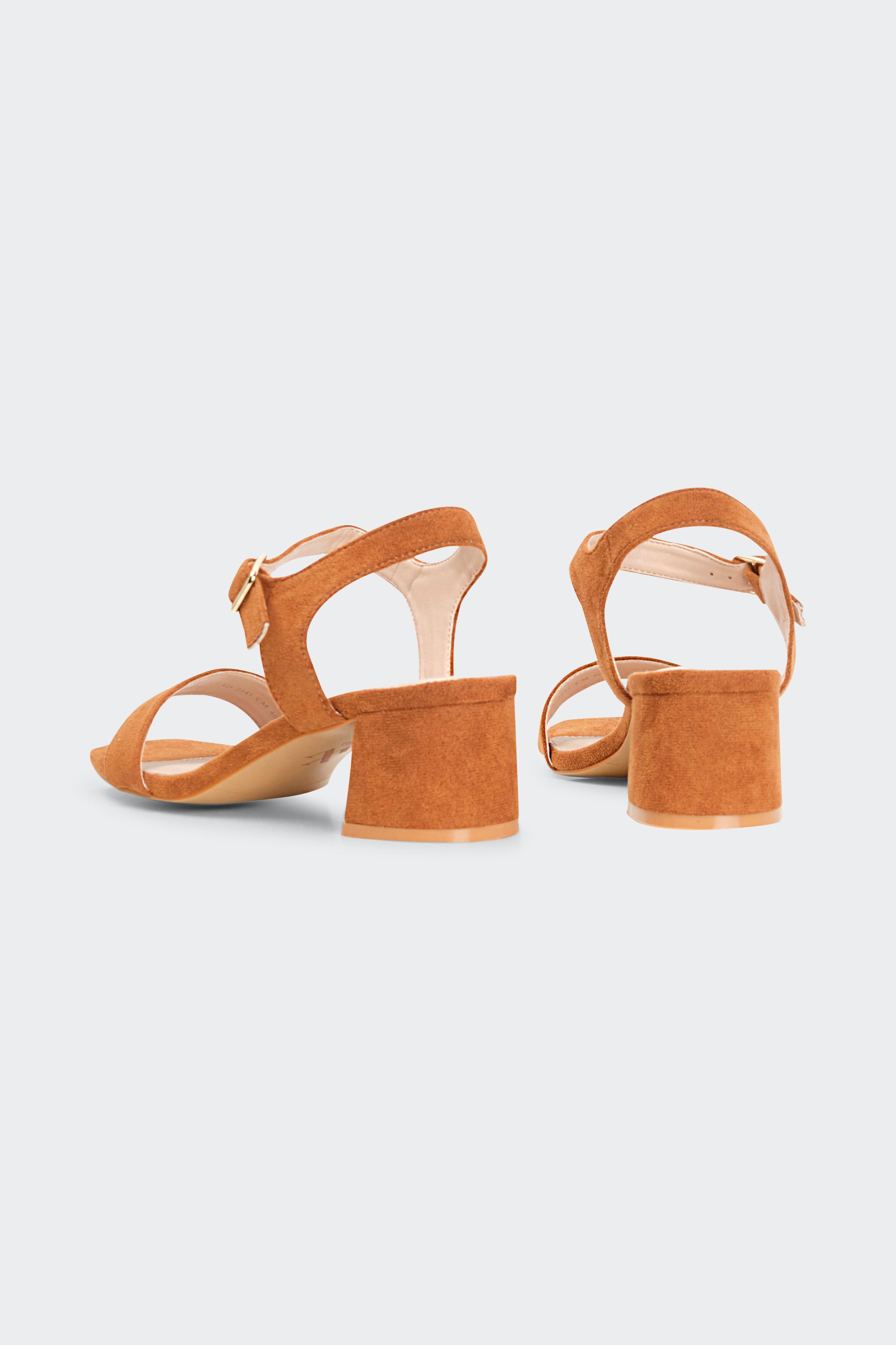 Sandals | Brown by VANESSA WU Sandals Brown
