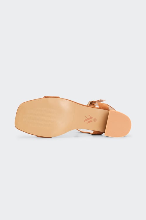 VANESSA WU Sandales Marron