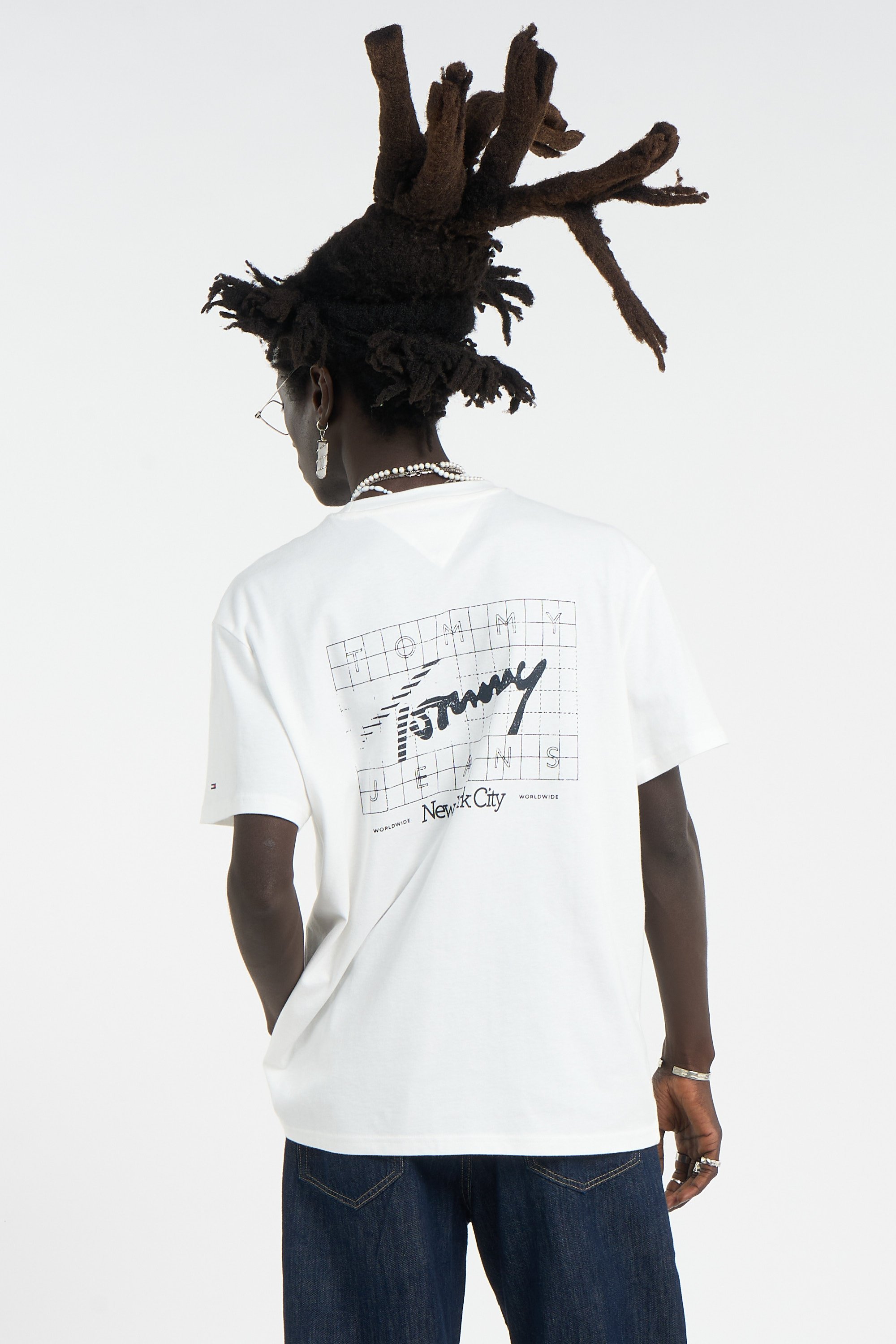 Regular-fit round-neck cotton T-shirt | White TOMMY JEANS Men