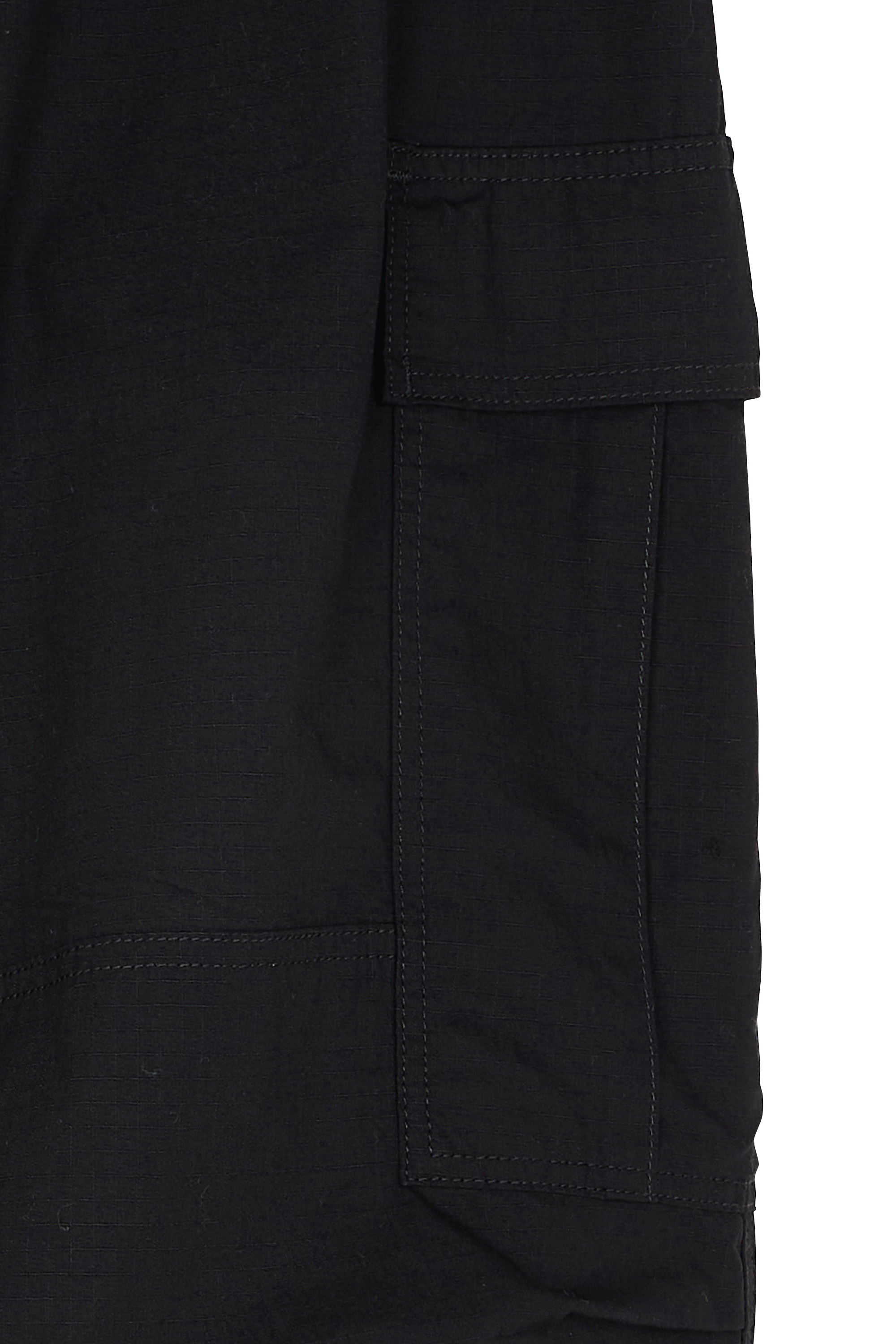 Cargo Black