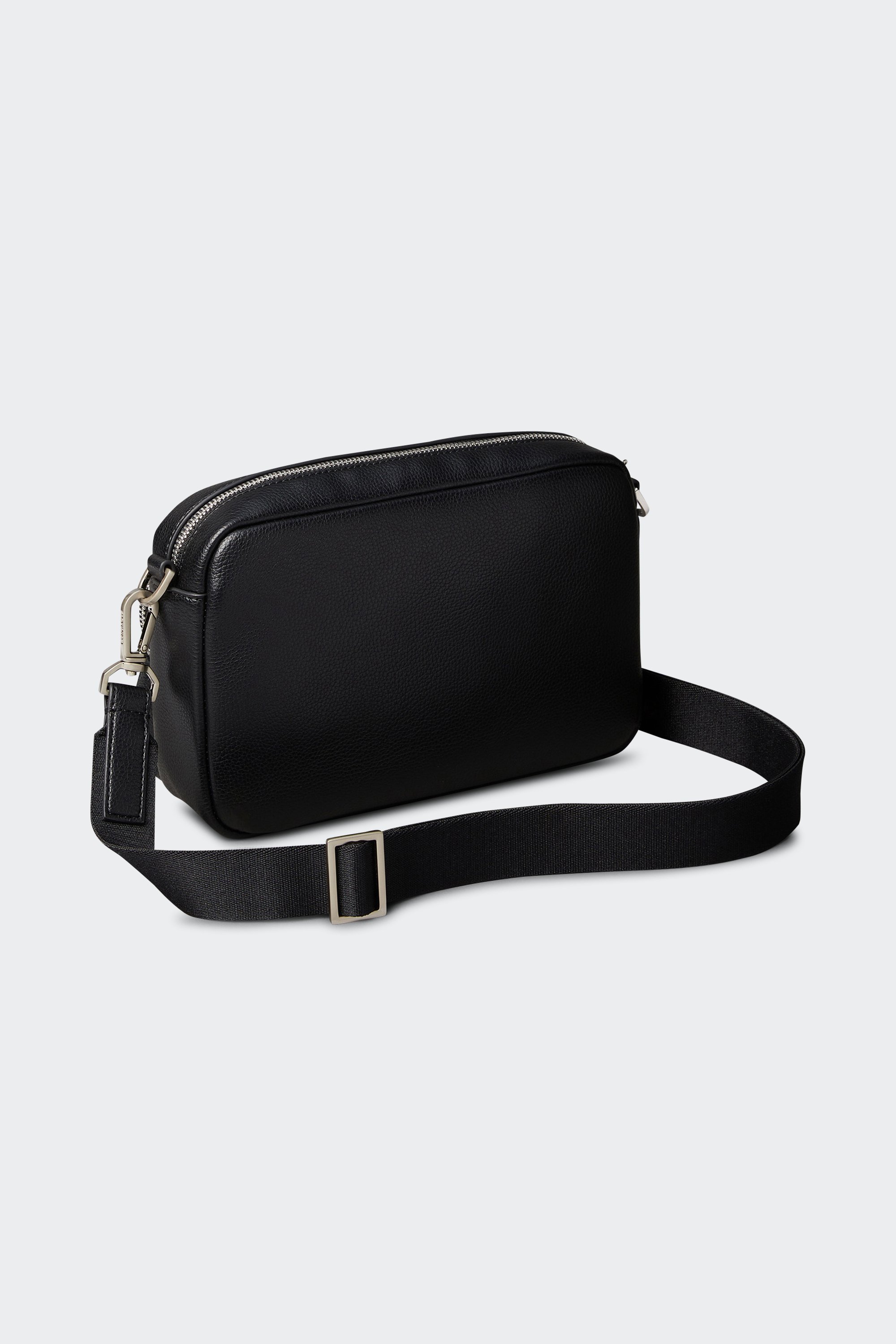 Baindeminuit shoulder bag | Black by CALVIN KLEIN Baindeminuit shoulder bag Black