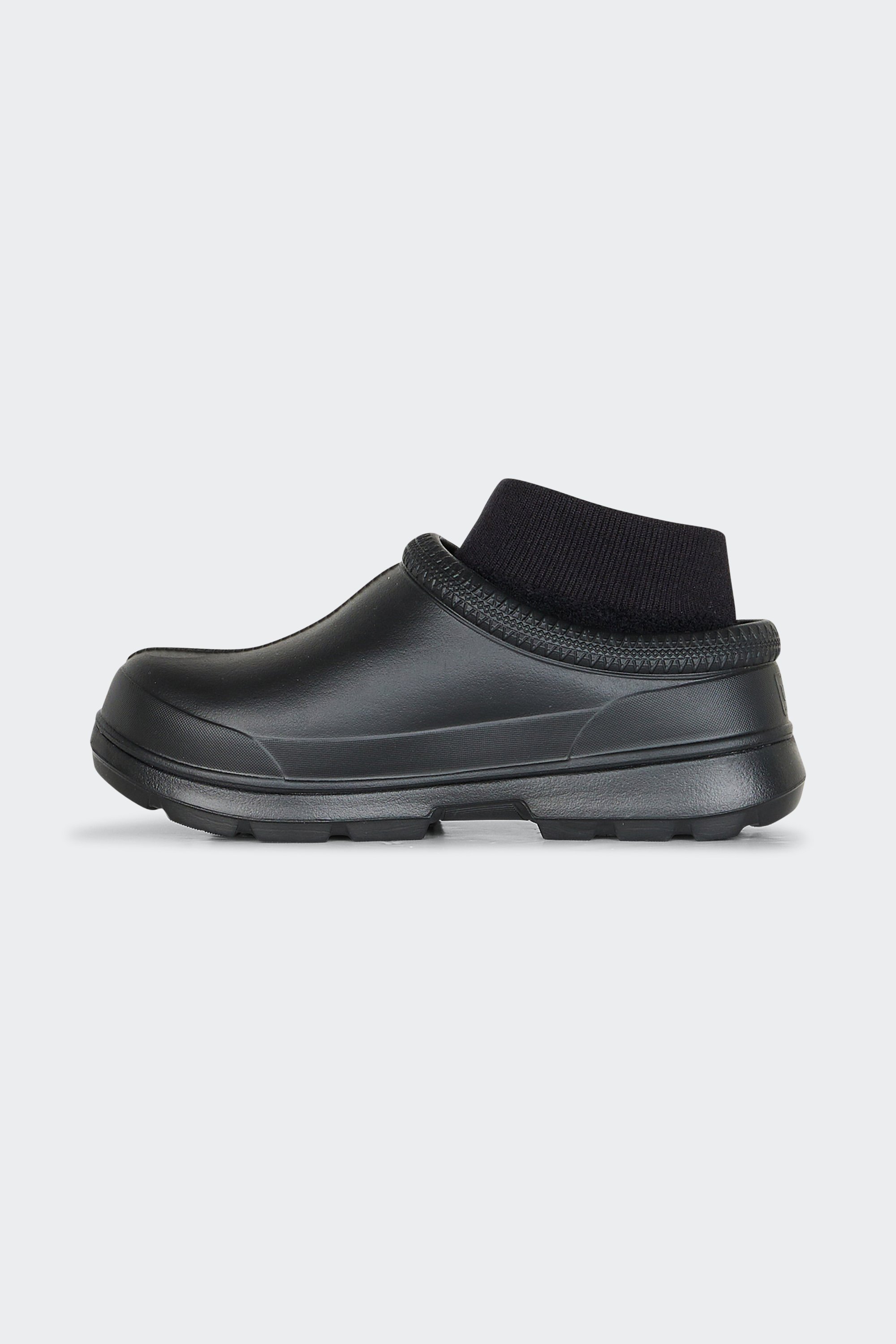 Slippers | Black by UGG Slippers Black