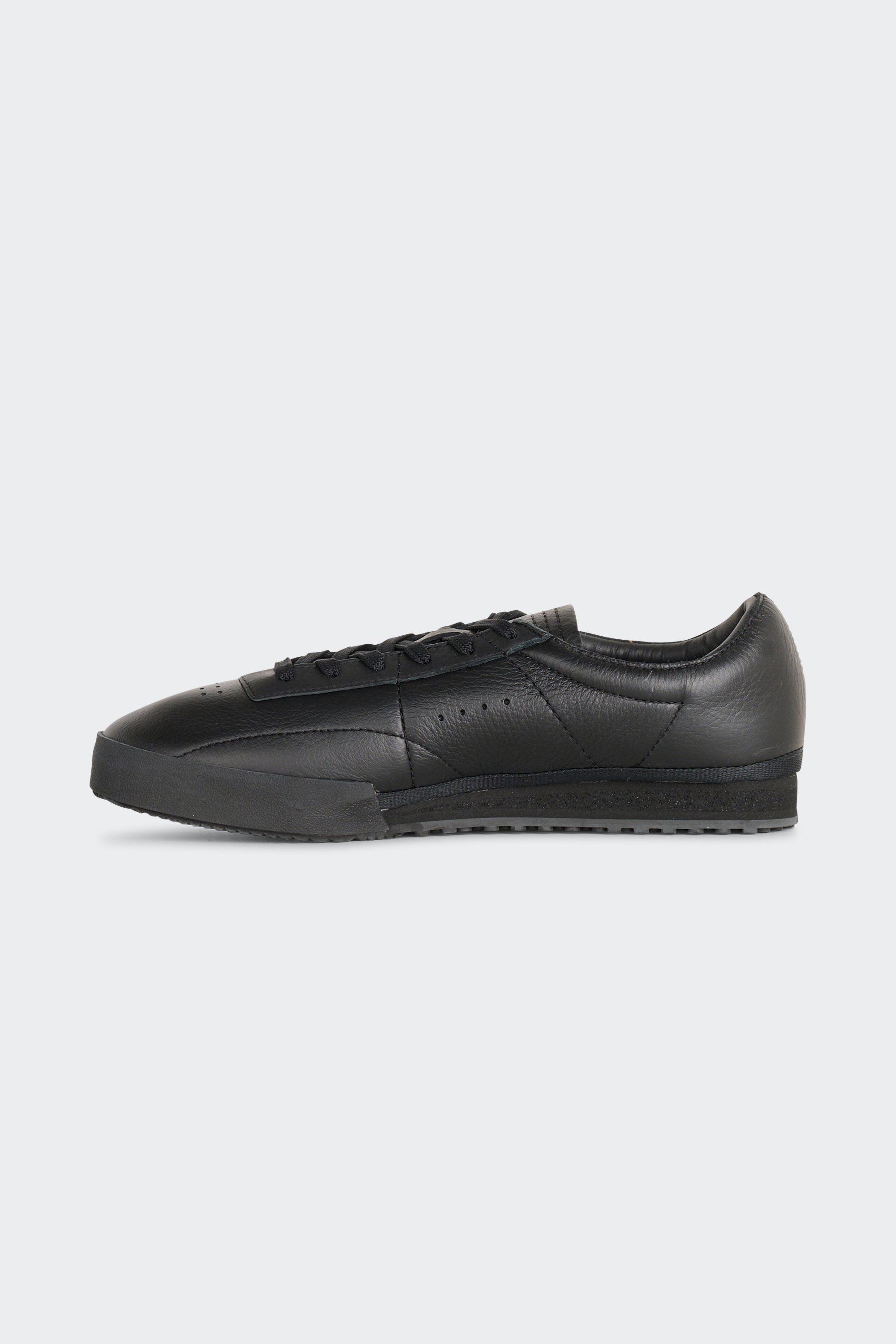Baskets | Noir by LACOSTE Baskets Noir