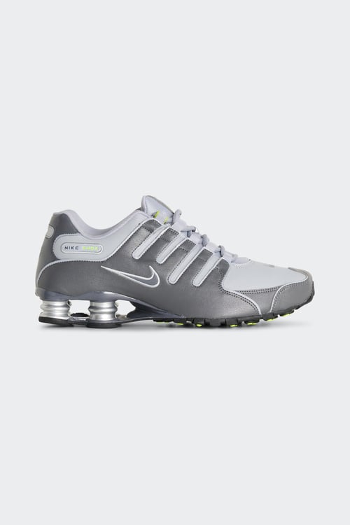 Baskets - Taille 42 Gris