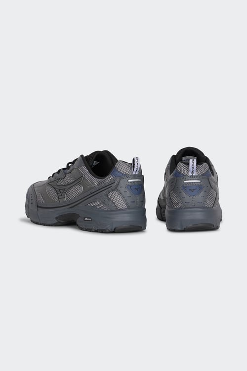 MIZUNO Baskets Gris