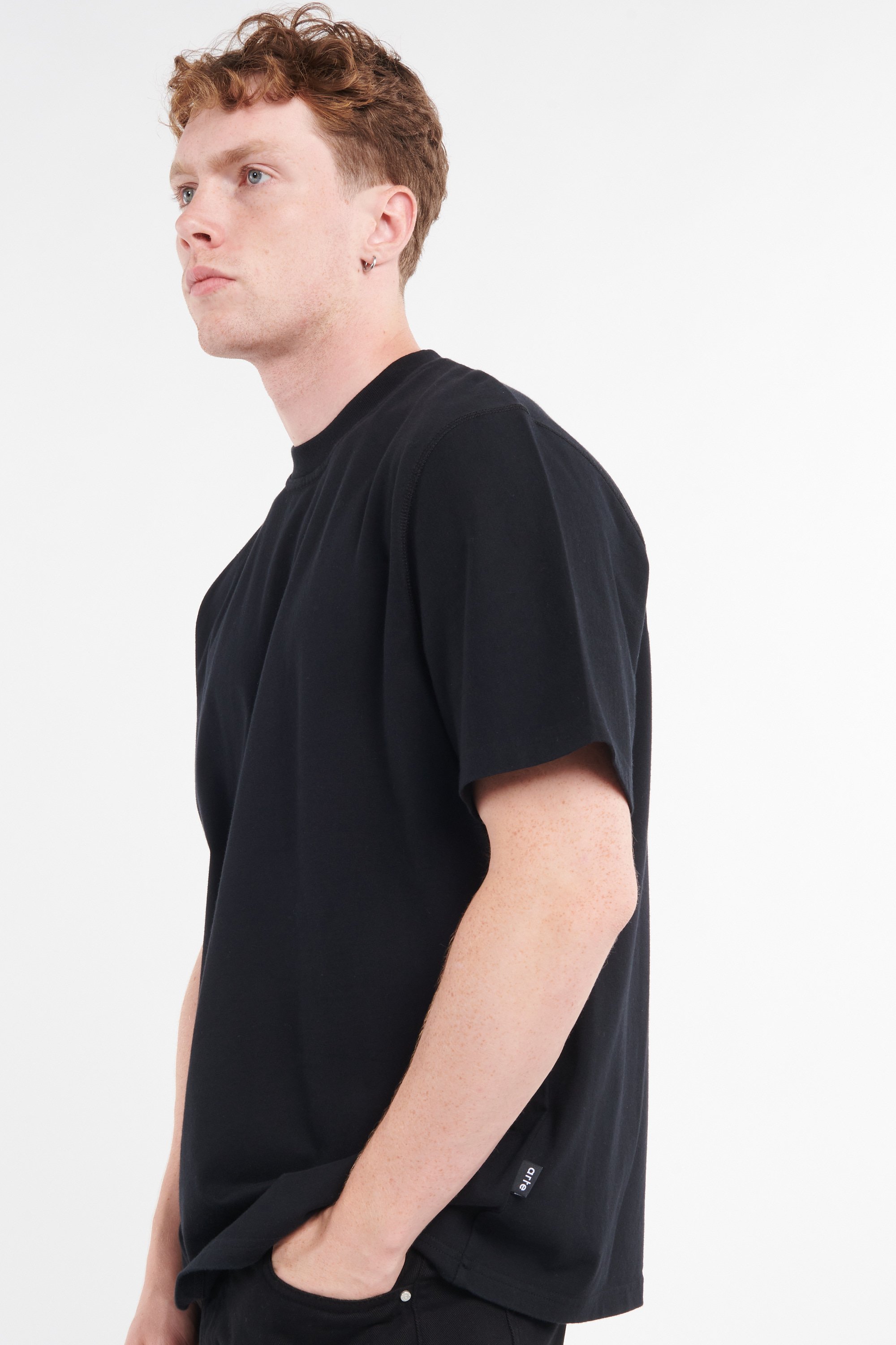 T-shirt | Noir by ARTE ANTWERP T-shirt Noir