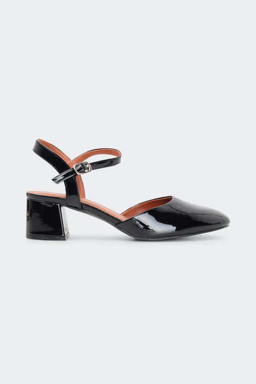 Vanessa Wu - Sandales - Taille 40 Vanessa Wu - Sandales - Taille 40