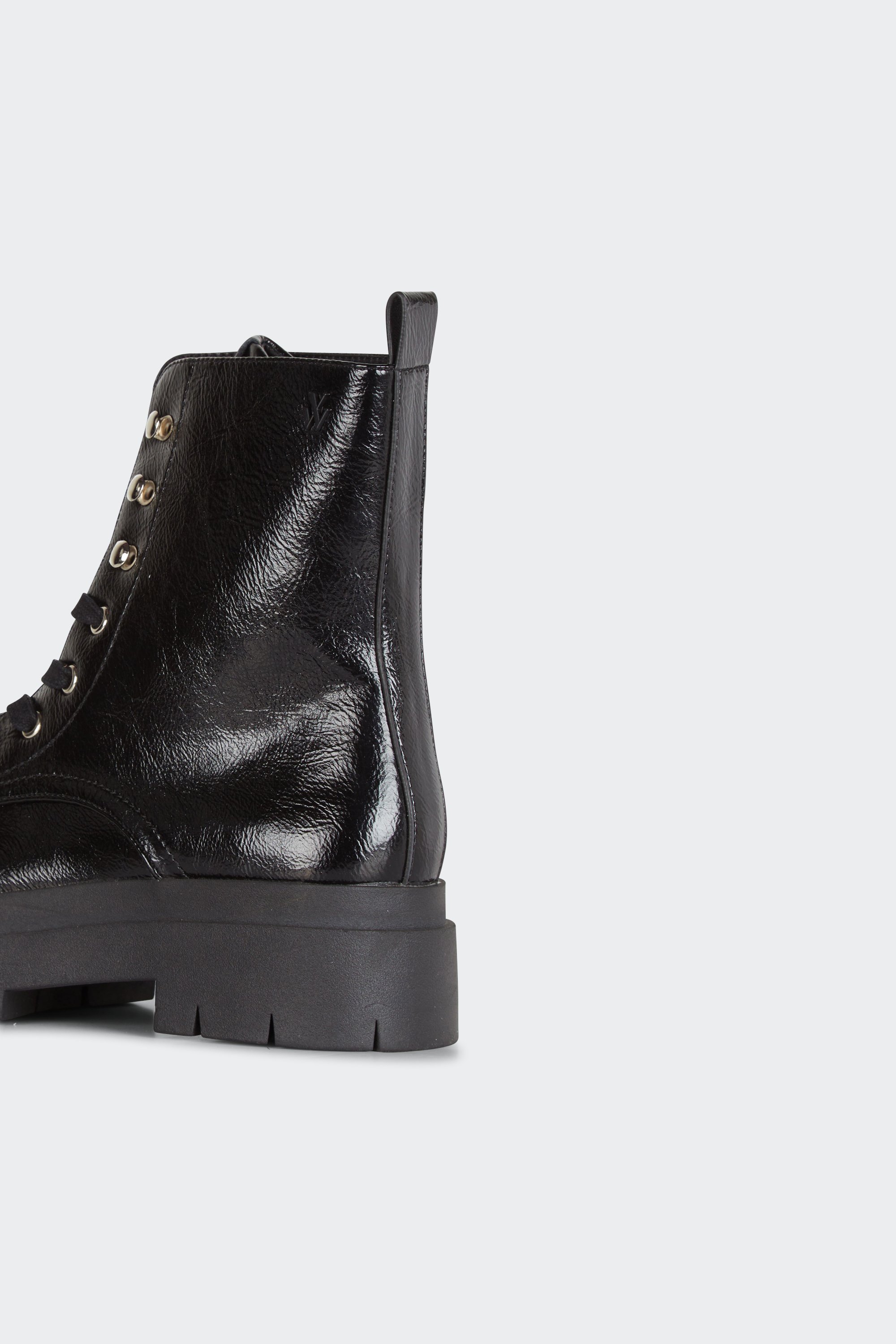 Ankle boots | Black by VANESSA WU Ankle boots Black