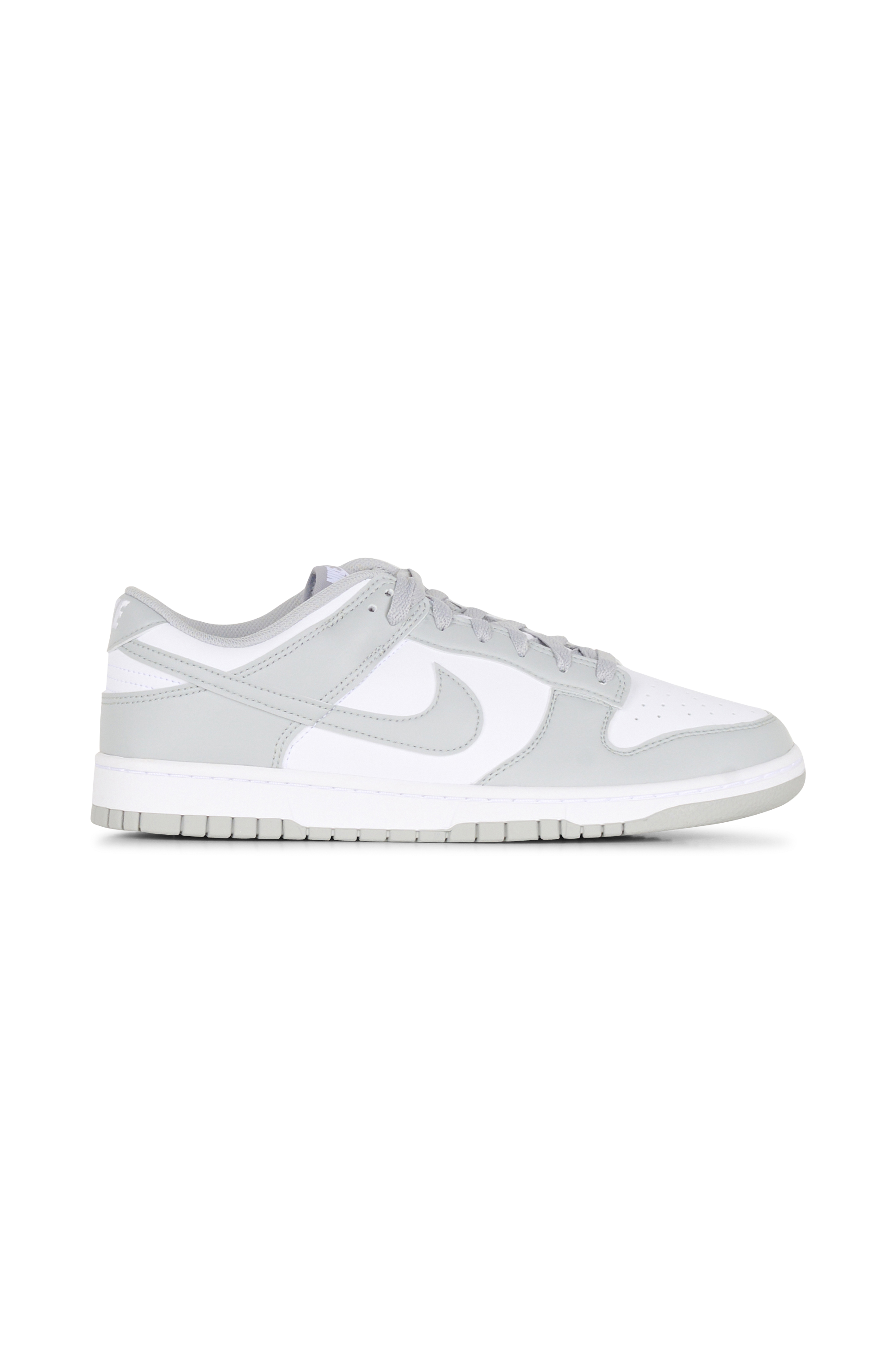 Baskets NIKE Blanc