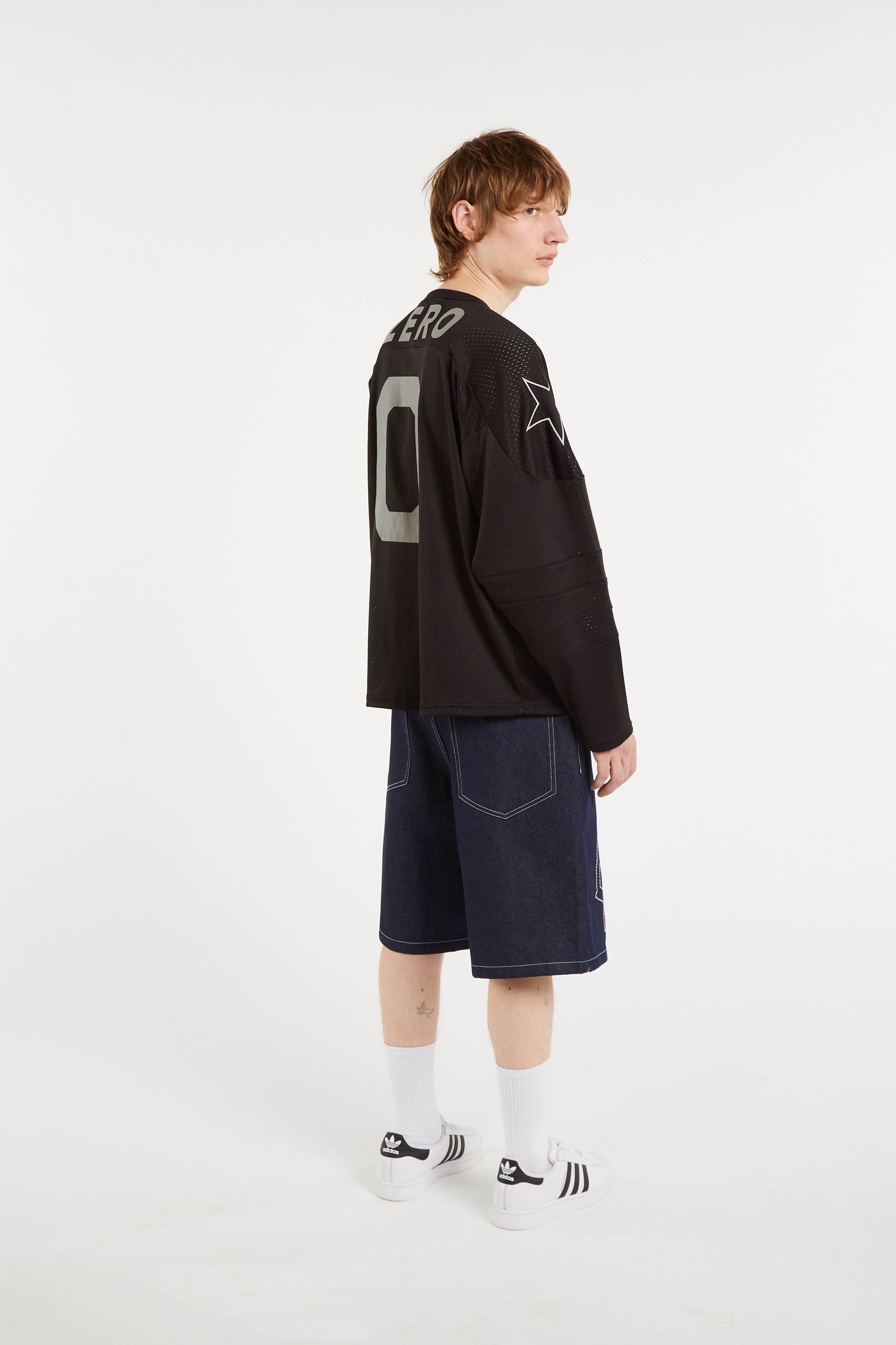 Top | Noir PLEASURES Homme