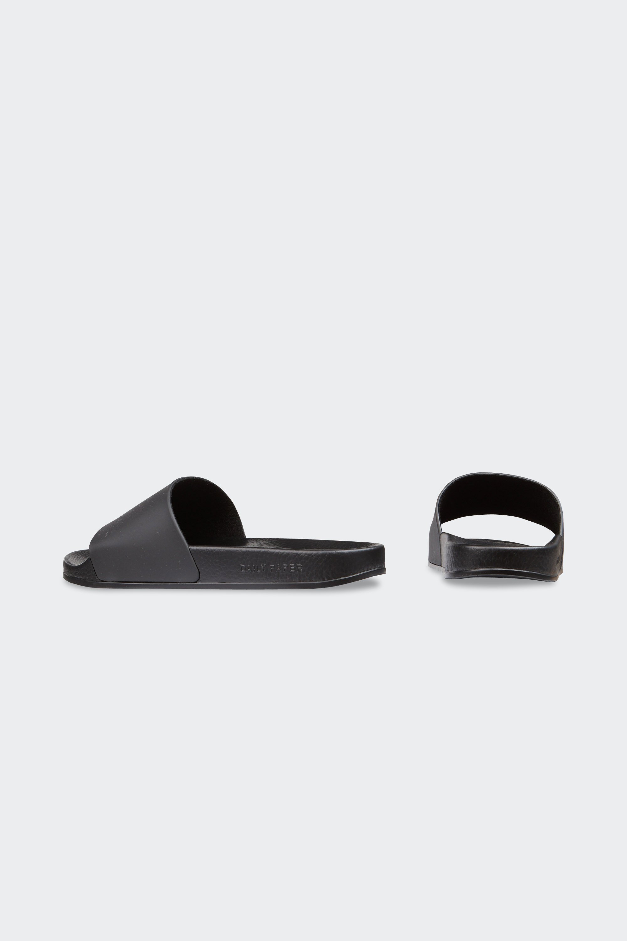 Slides | Black by DAILY PAPER Slides Black
