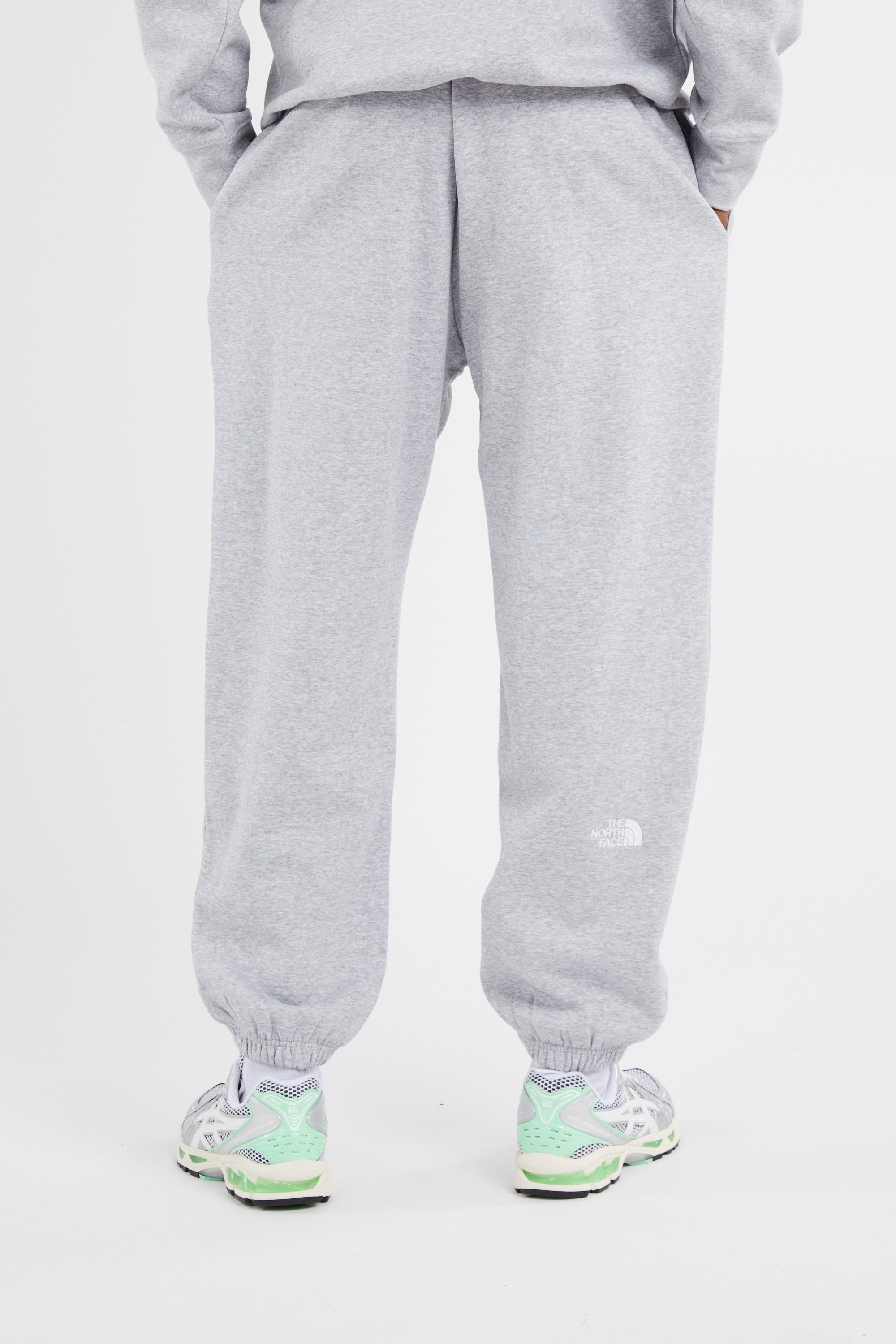 Jogging M essential relaxed straight jogger Gris The north face