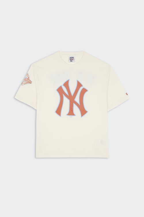 NEW ERA T-shirt Beige