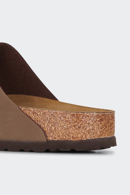 BIRKENSTOCK Sandales plates Marron