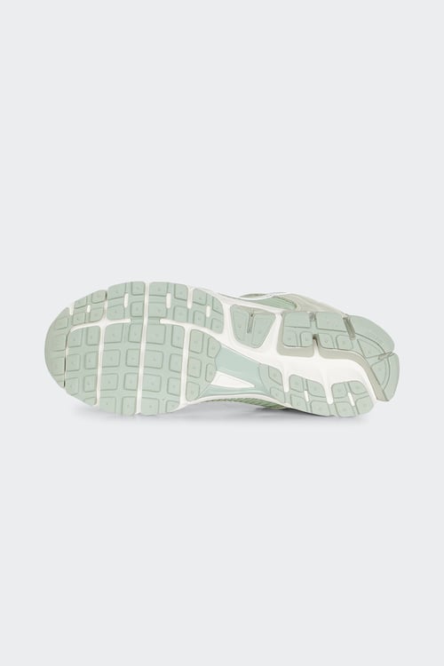 NIKE Sneakers Green