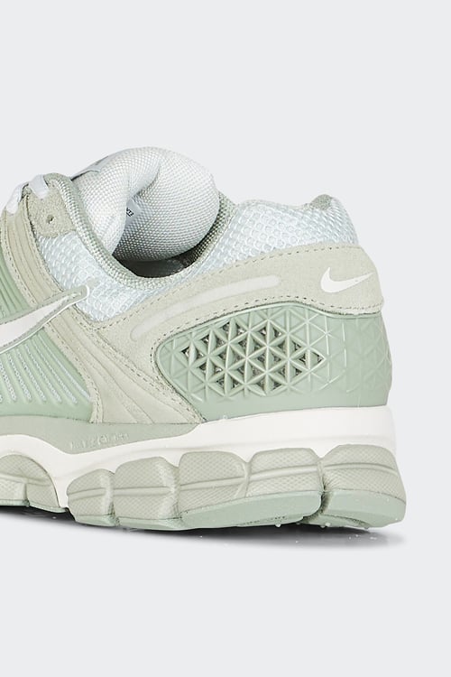 NIKE Sneakers Green