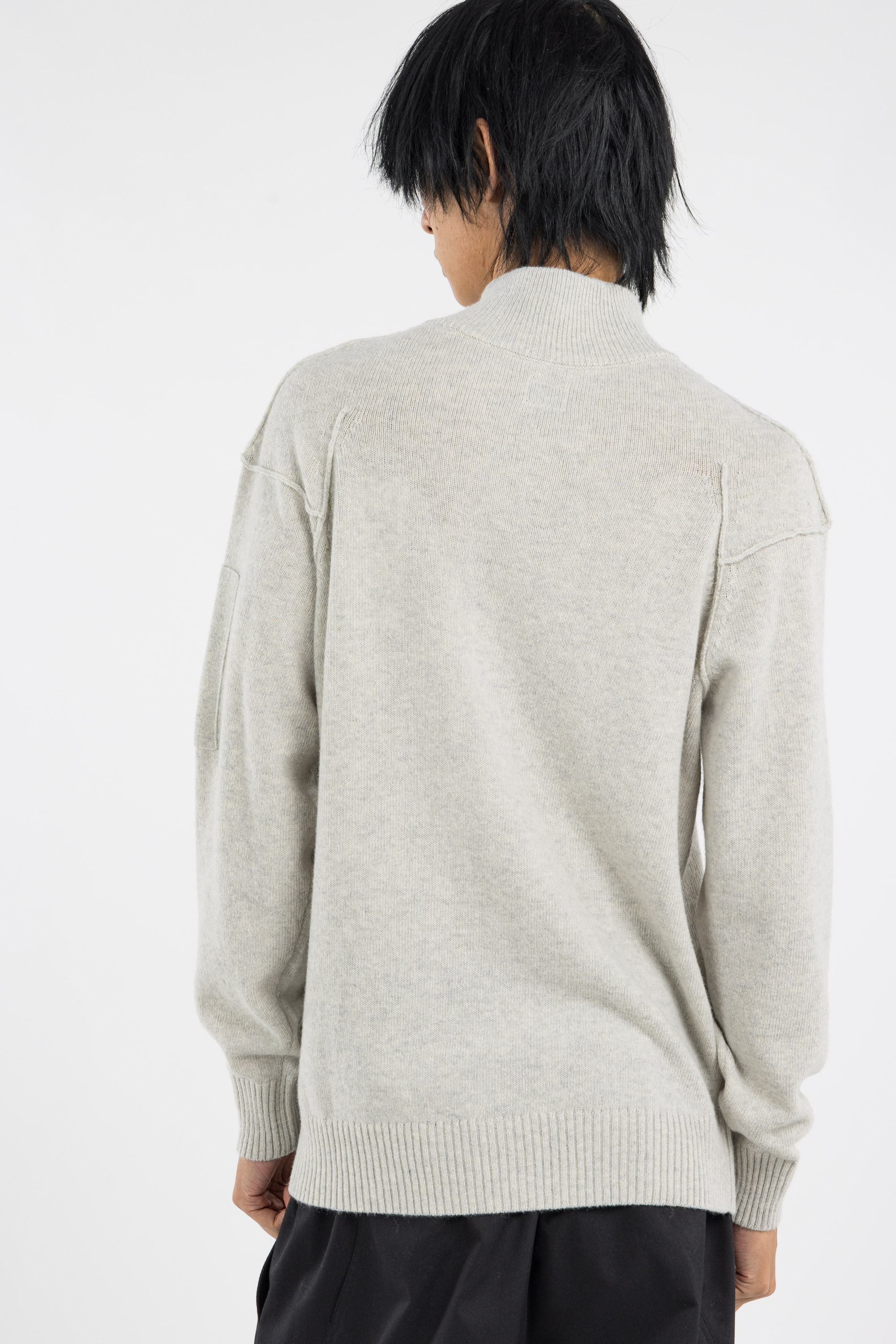 Pull Gris