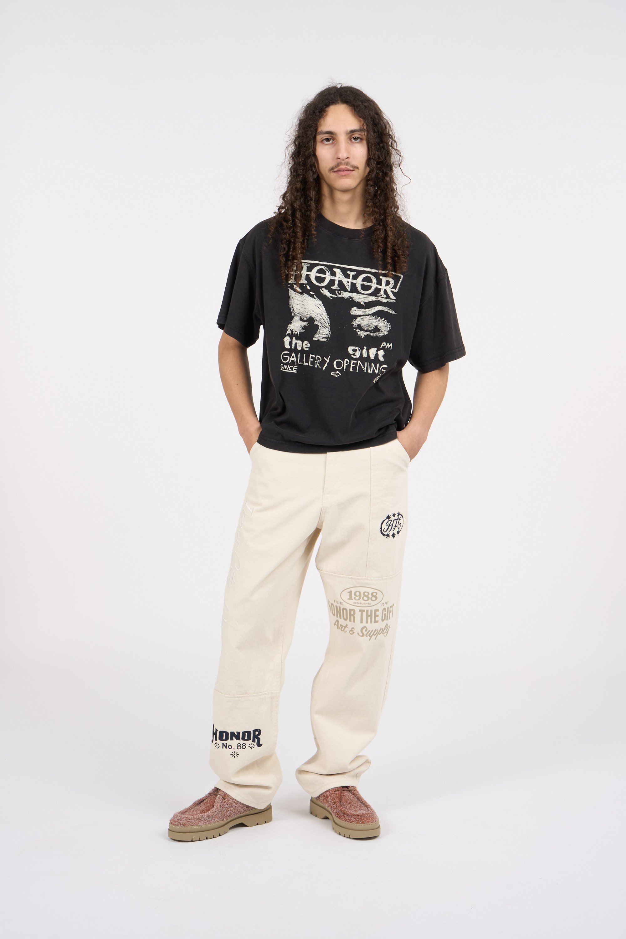 T-shirt | Noir by HONOR THE GIFT T-shirt Noir