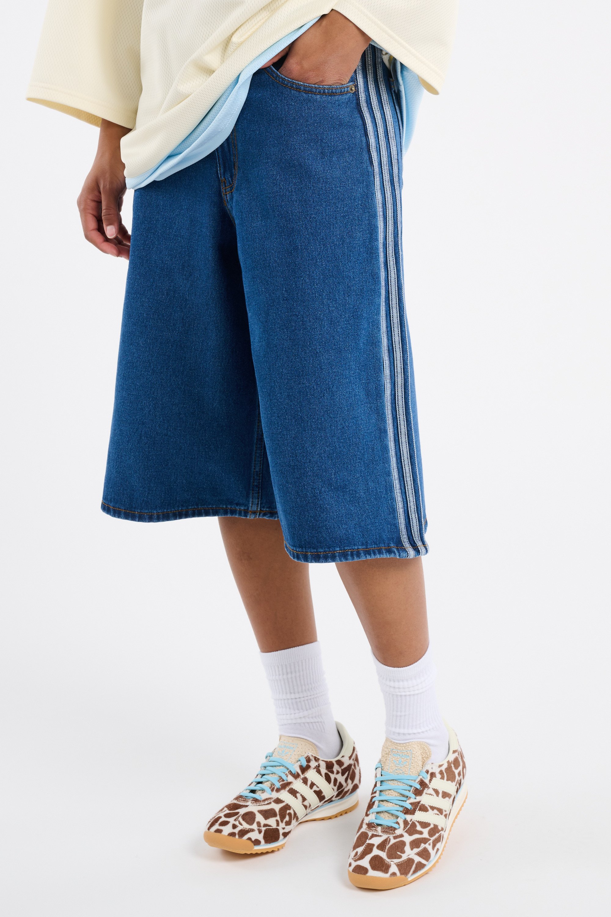 Short Bleu