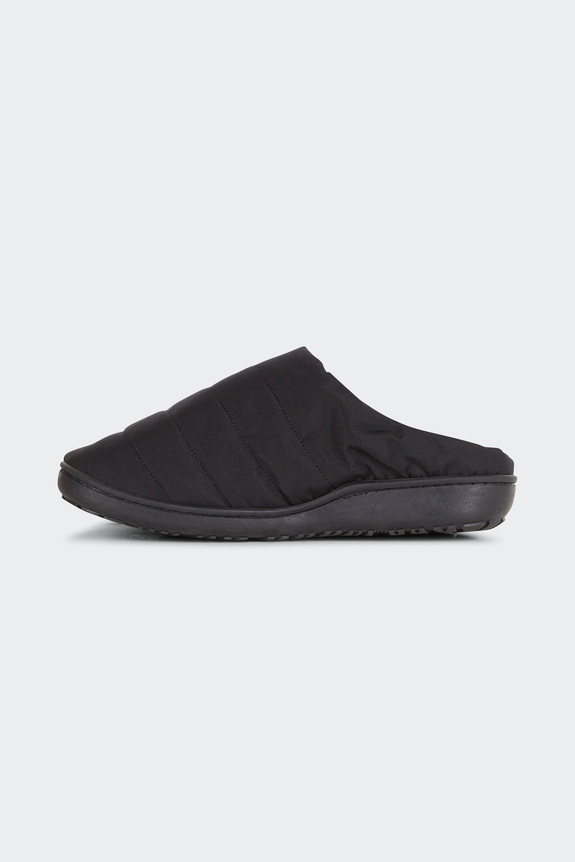 Flat furry sheepskin sandals | Black by SUBU Flat furry sheepskin sandals Black