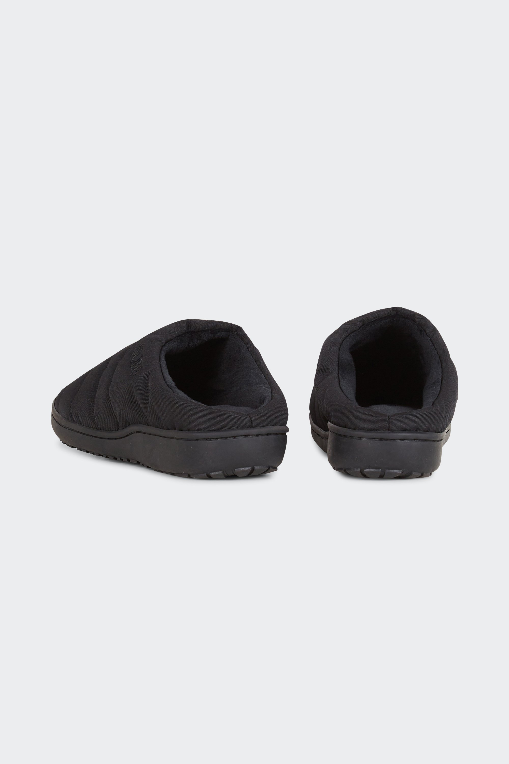 Flat furry sheepskin sandals | Black by SUBU Flat furry sheepskin sandals Black