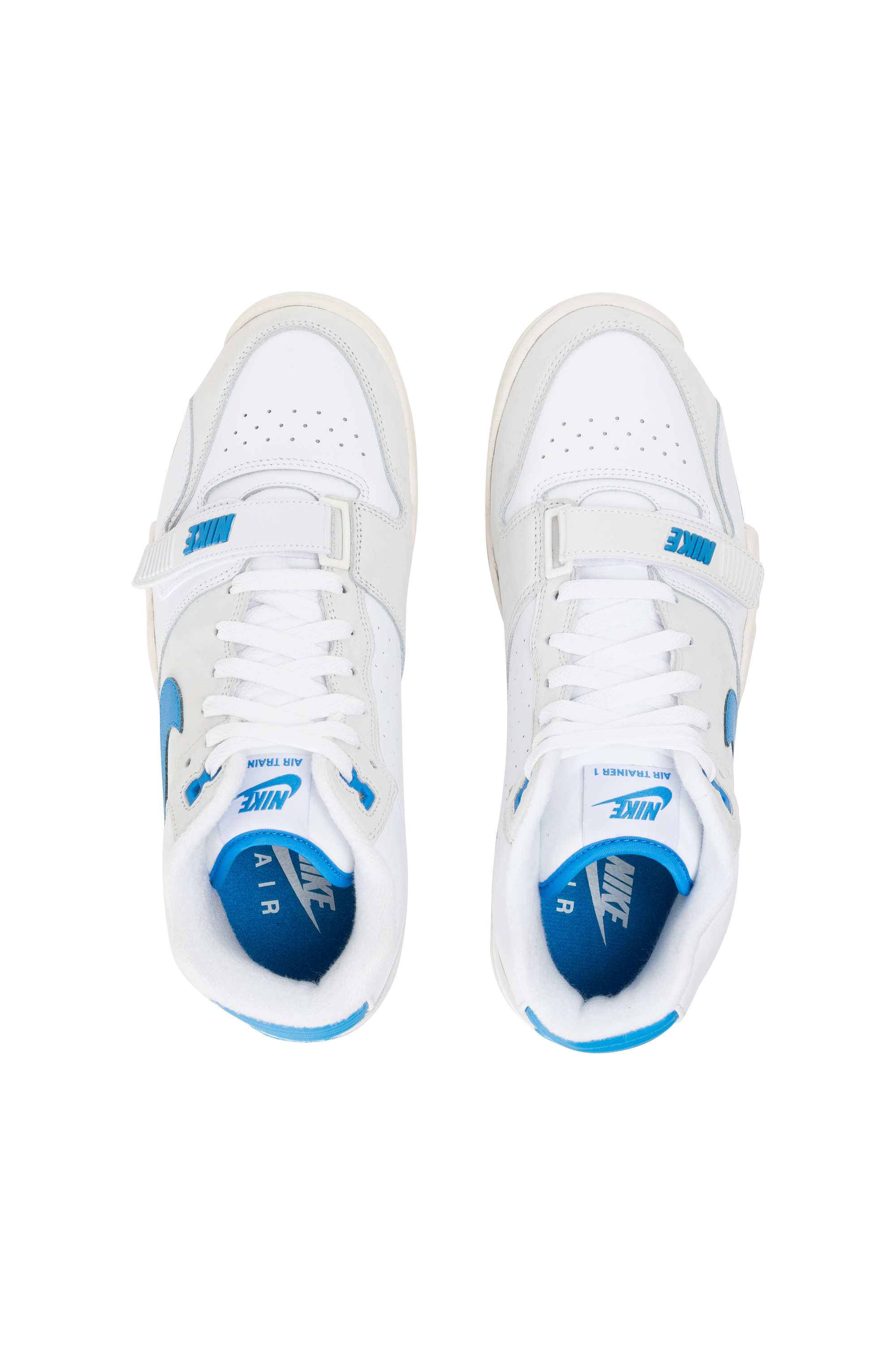 Sneakers White