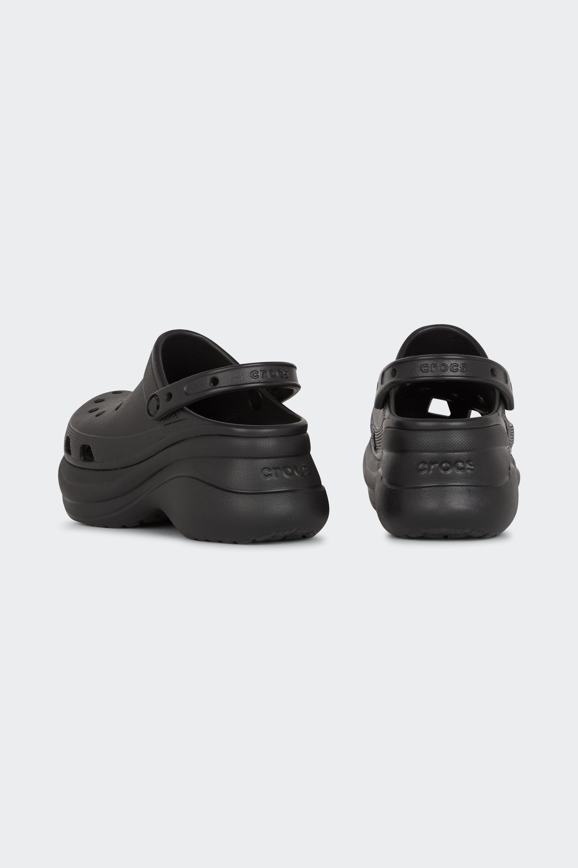 Flat furry sheepskin sandals | Black by CROCS Flat furry sheepskin sandals Black