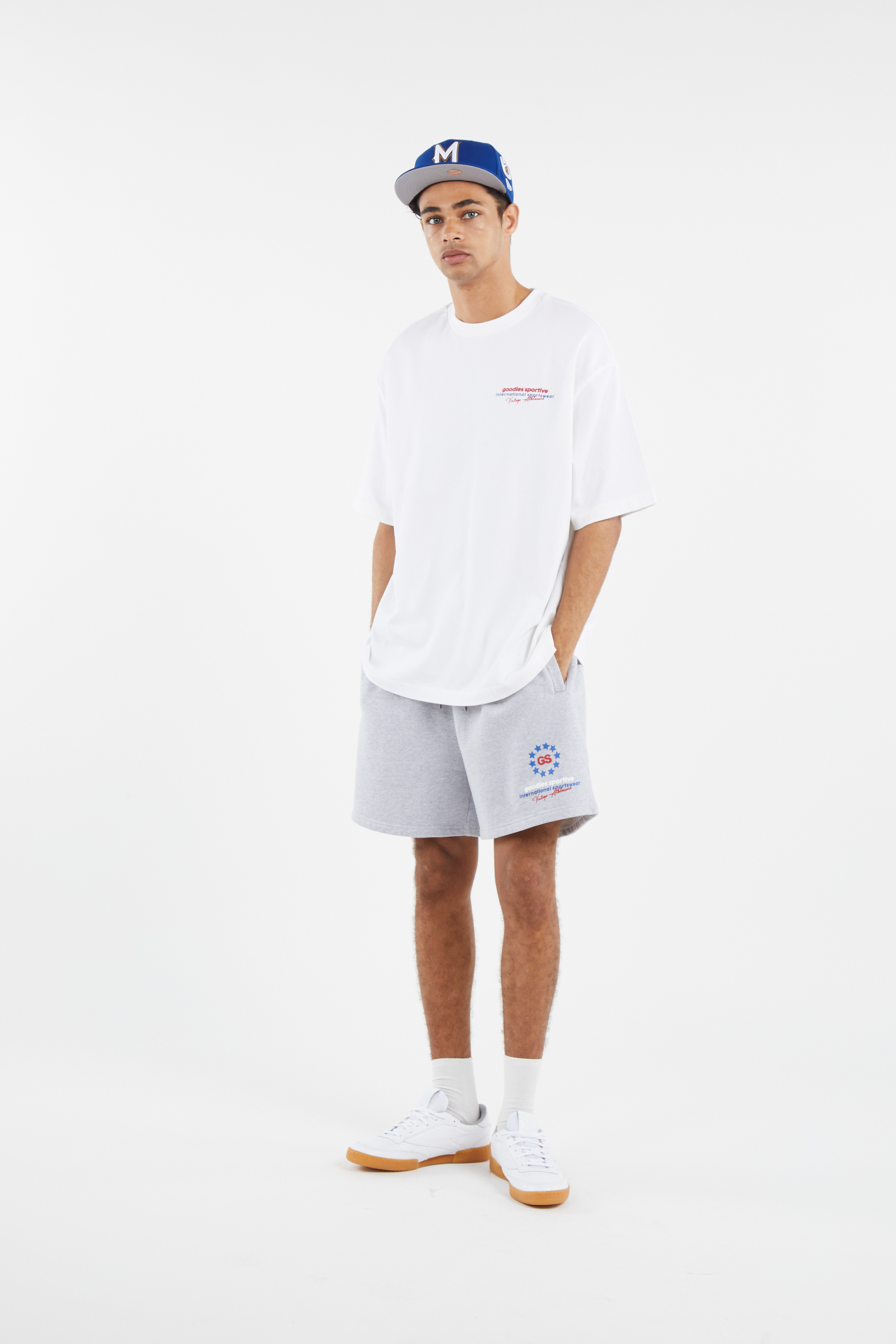 T-shirt White