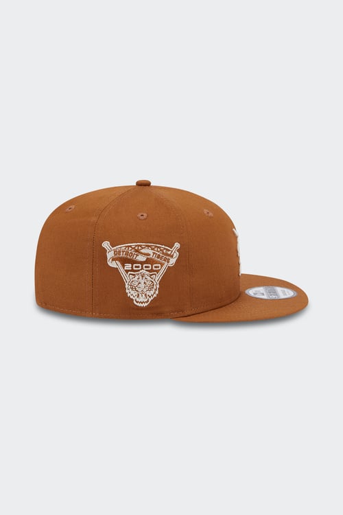 NEW ERA cap Brown